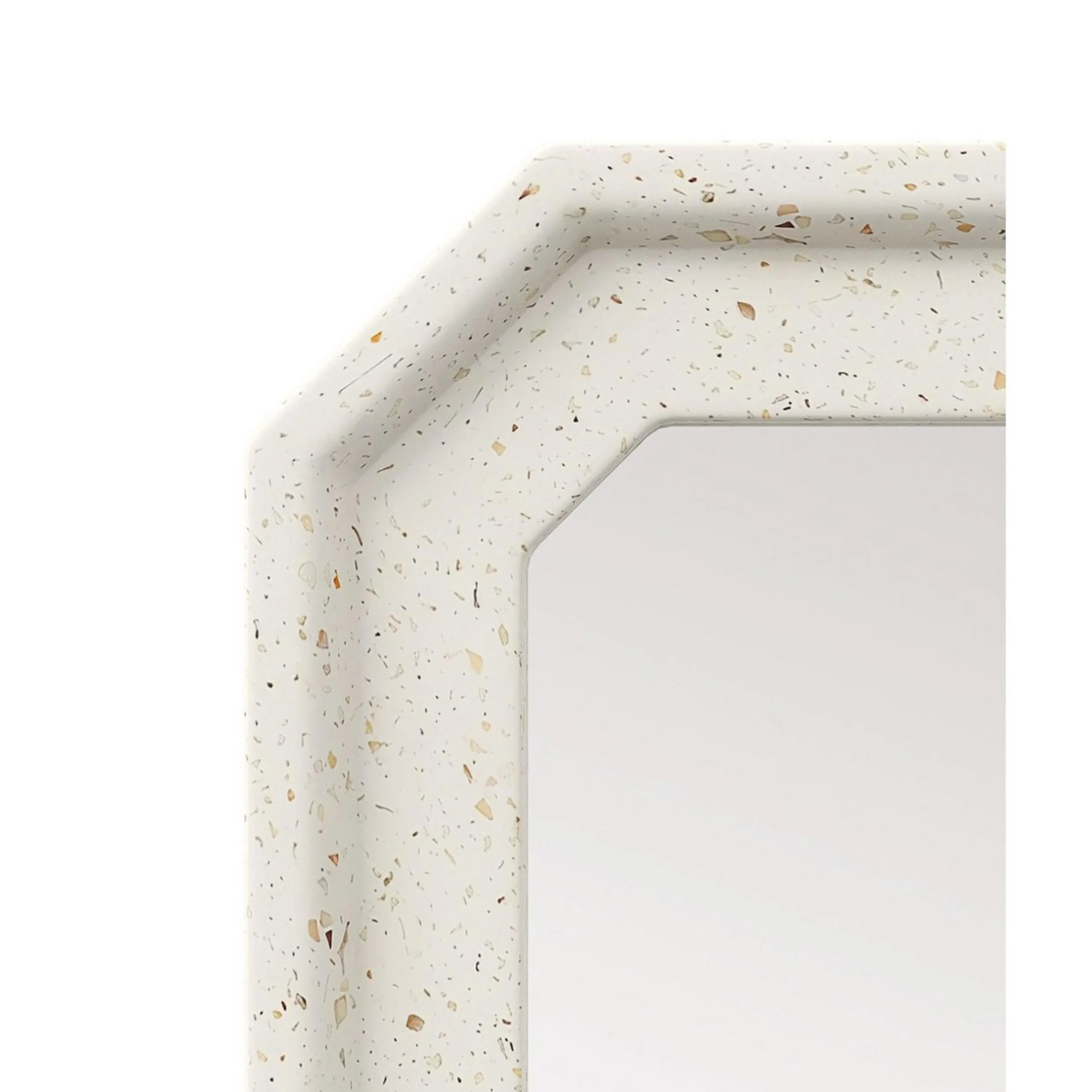 Redonda Mirror