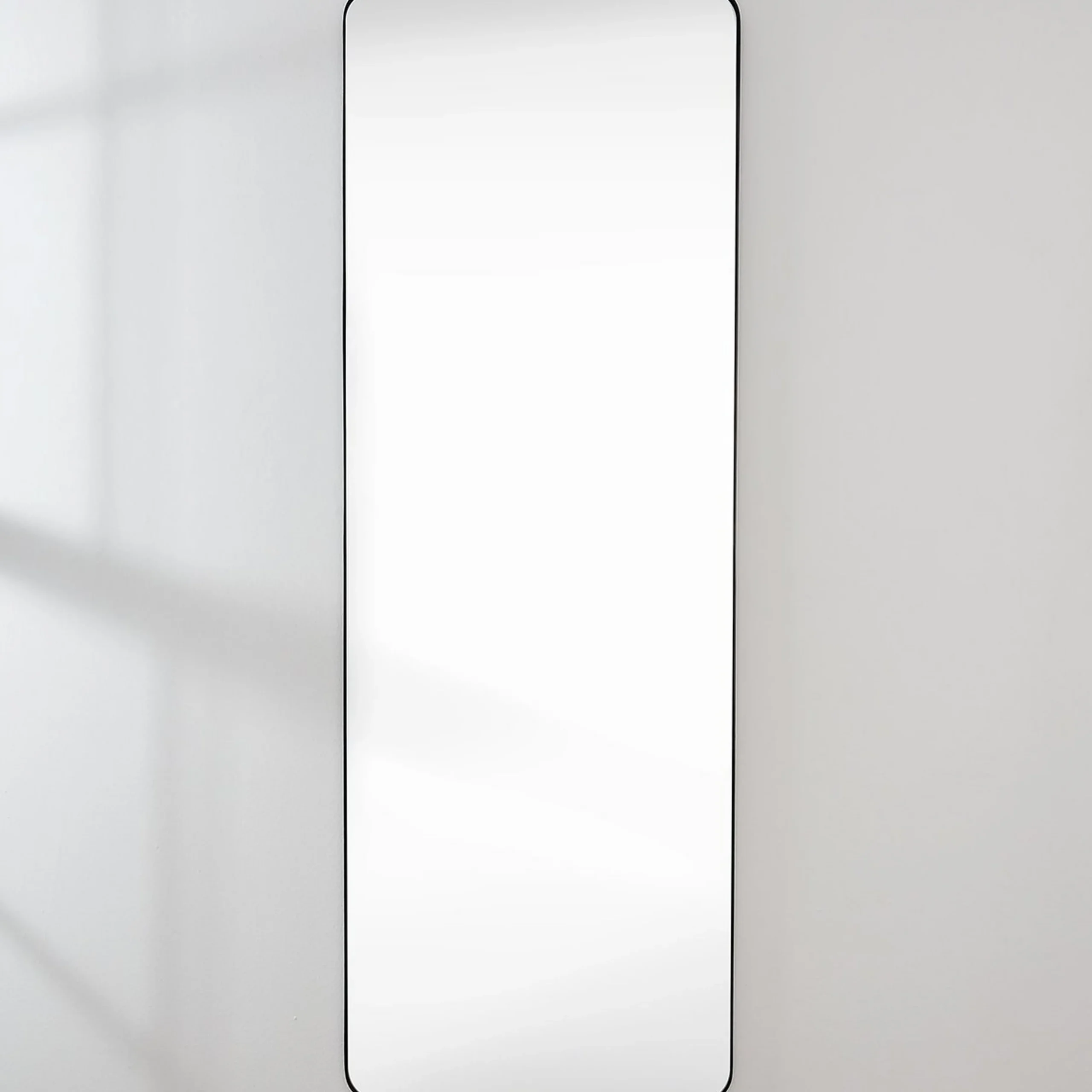 Refreshingly Rectangular Lean Mirror