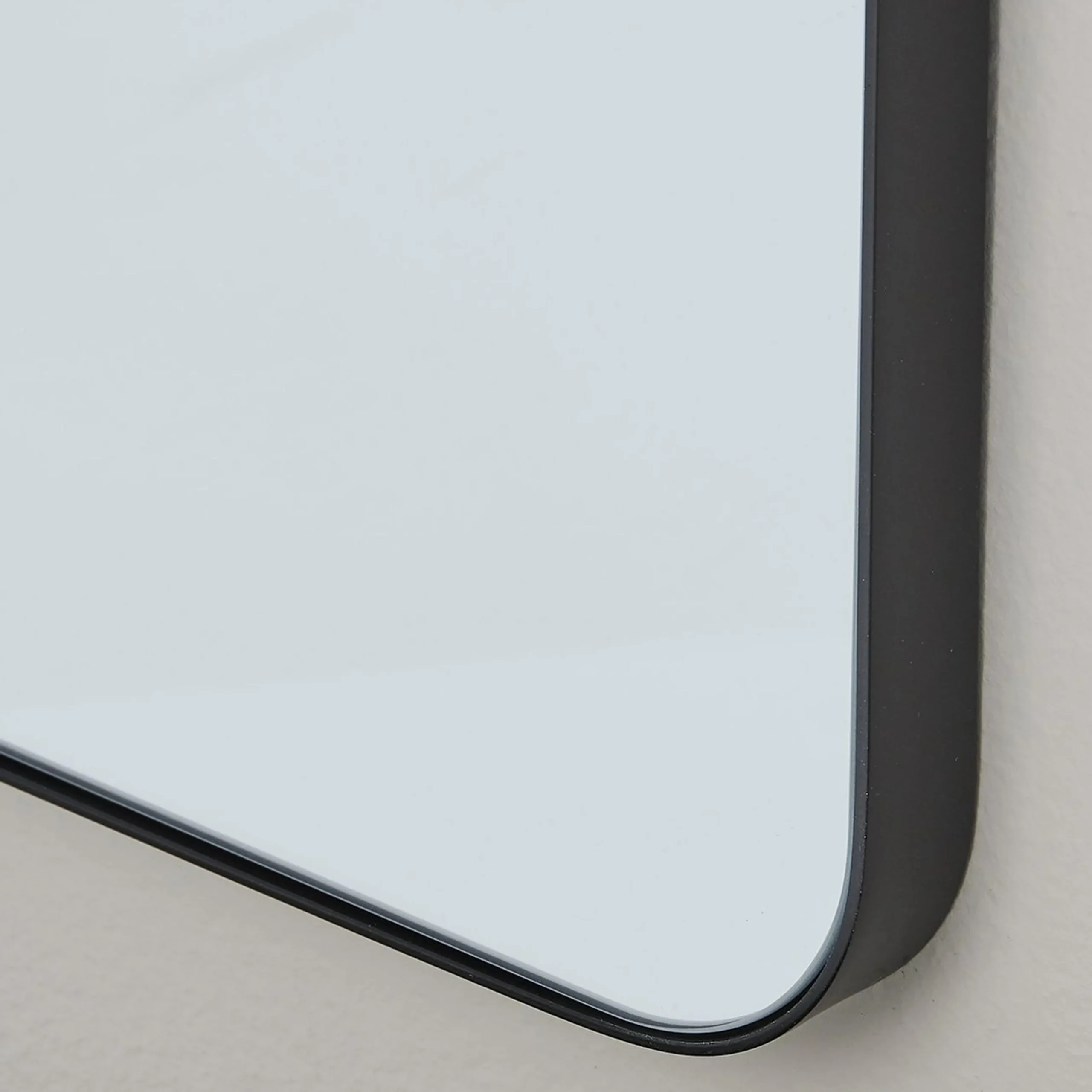 Refreshingly Rectangular Lean Mirror