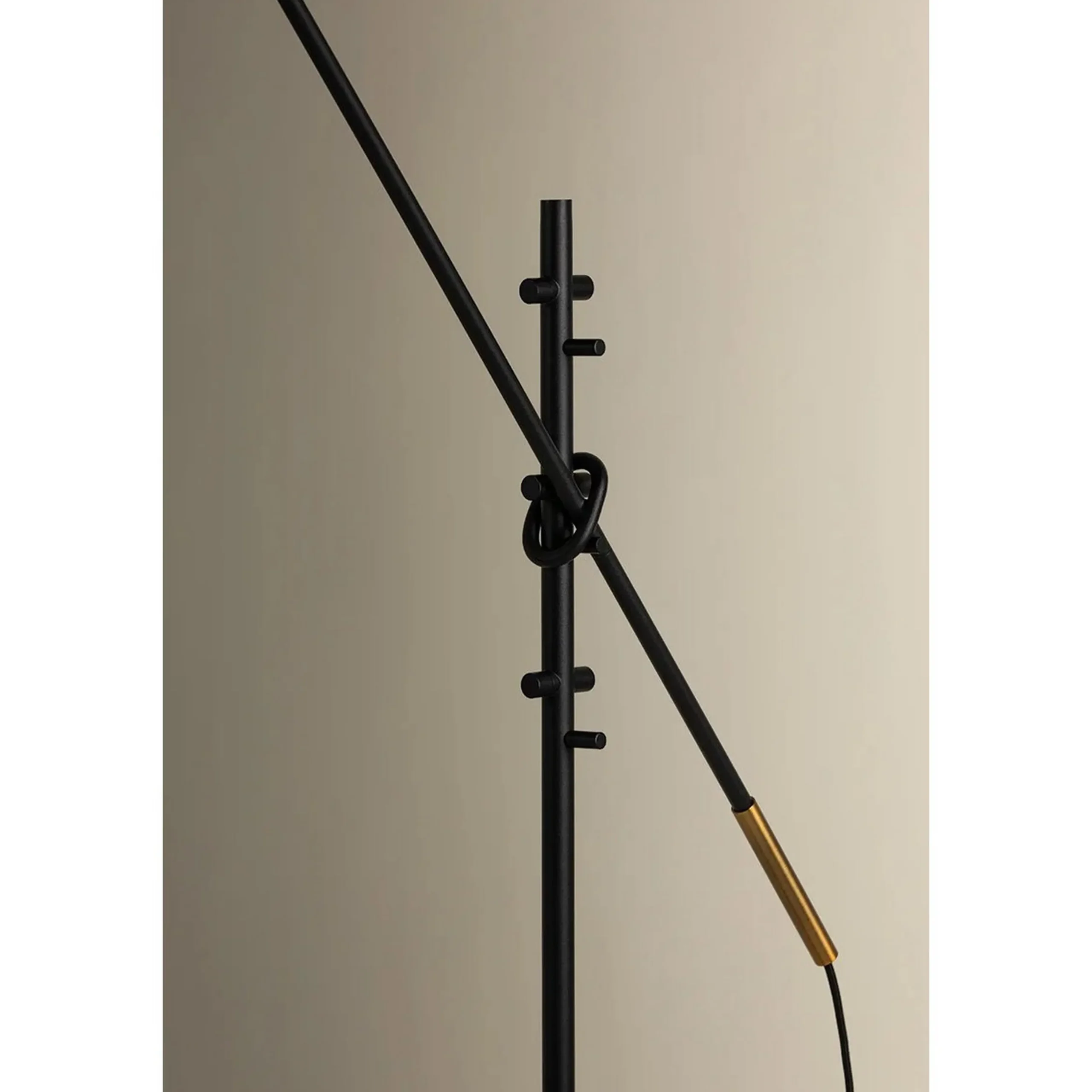 Regulus Floor Lamp