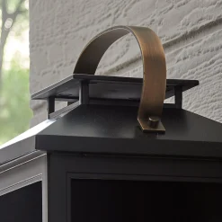 River House Chic Outdoor Sconce - Large