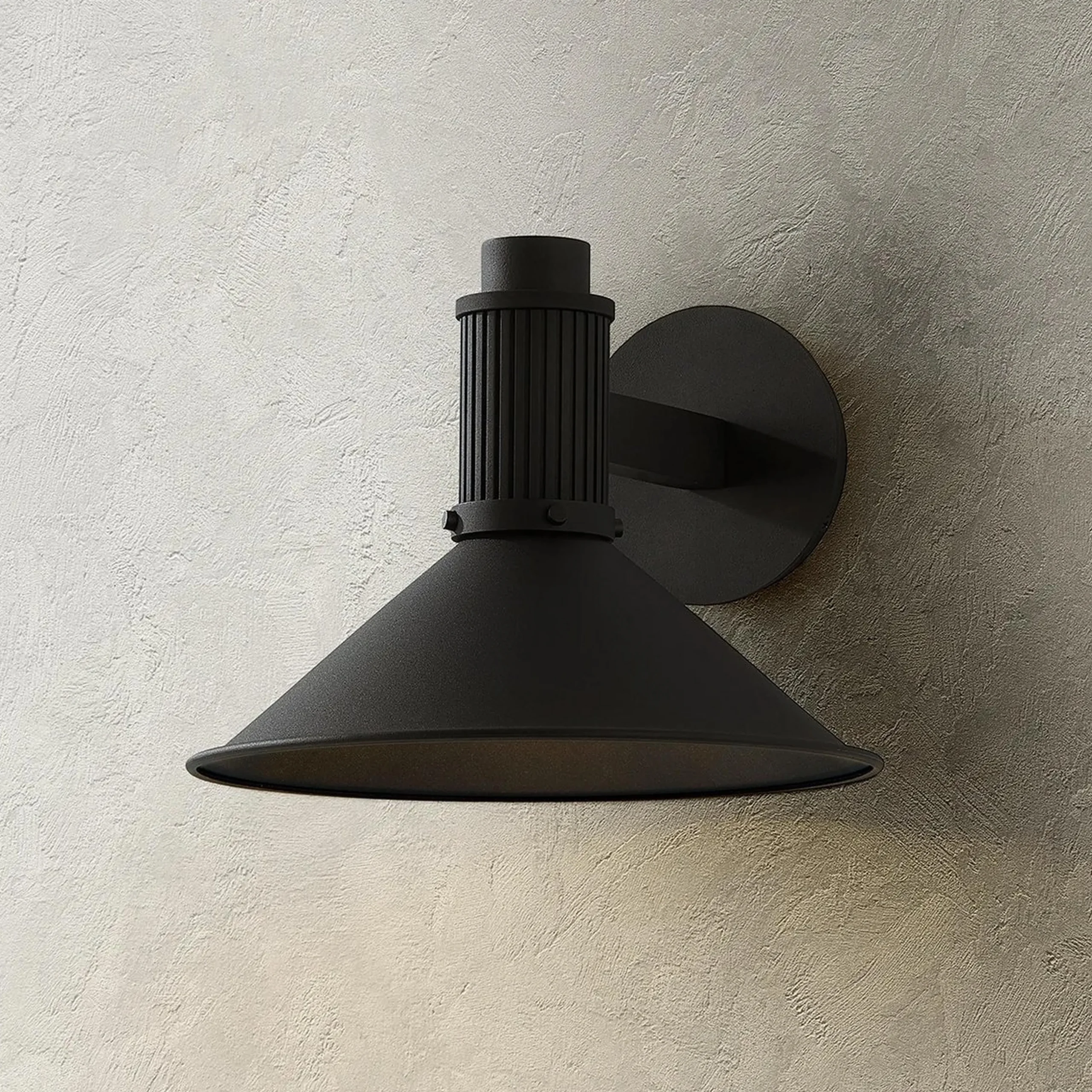 Rocky Outdoor Sconce - Small