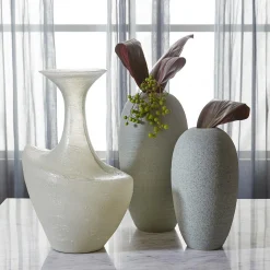 Roya Vase