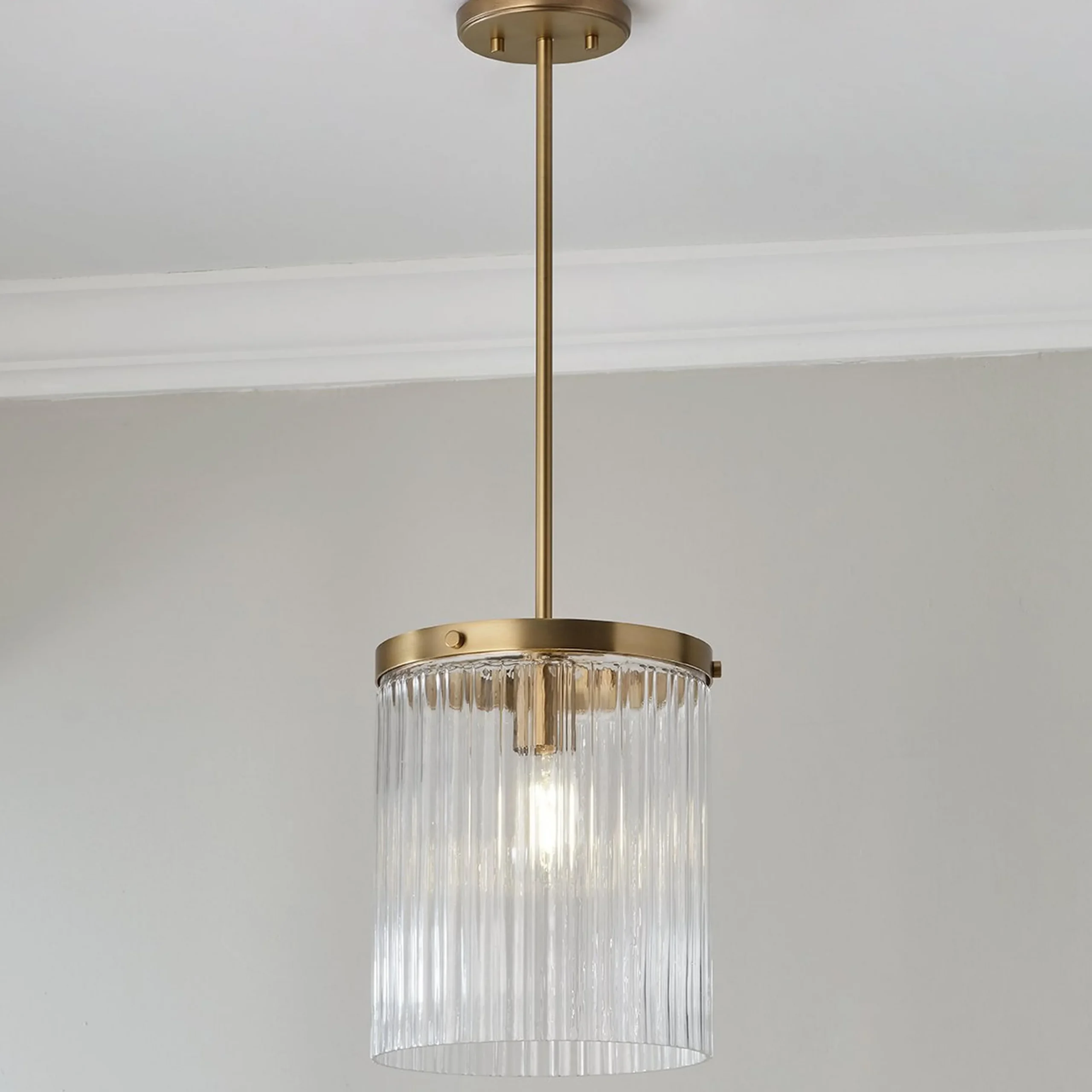 Ruthland Pendant