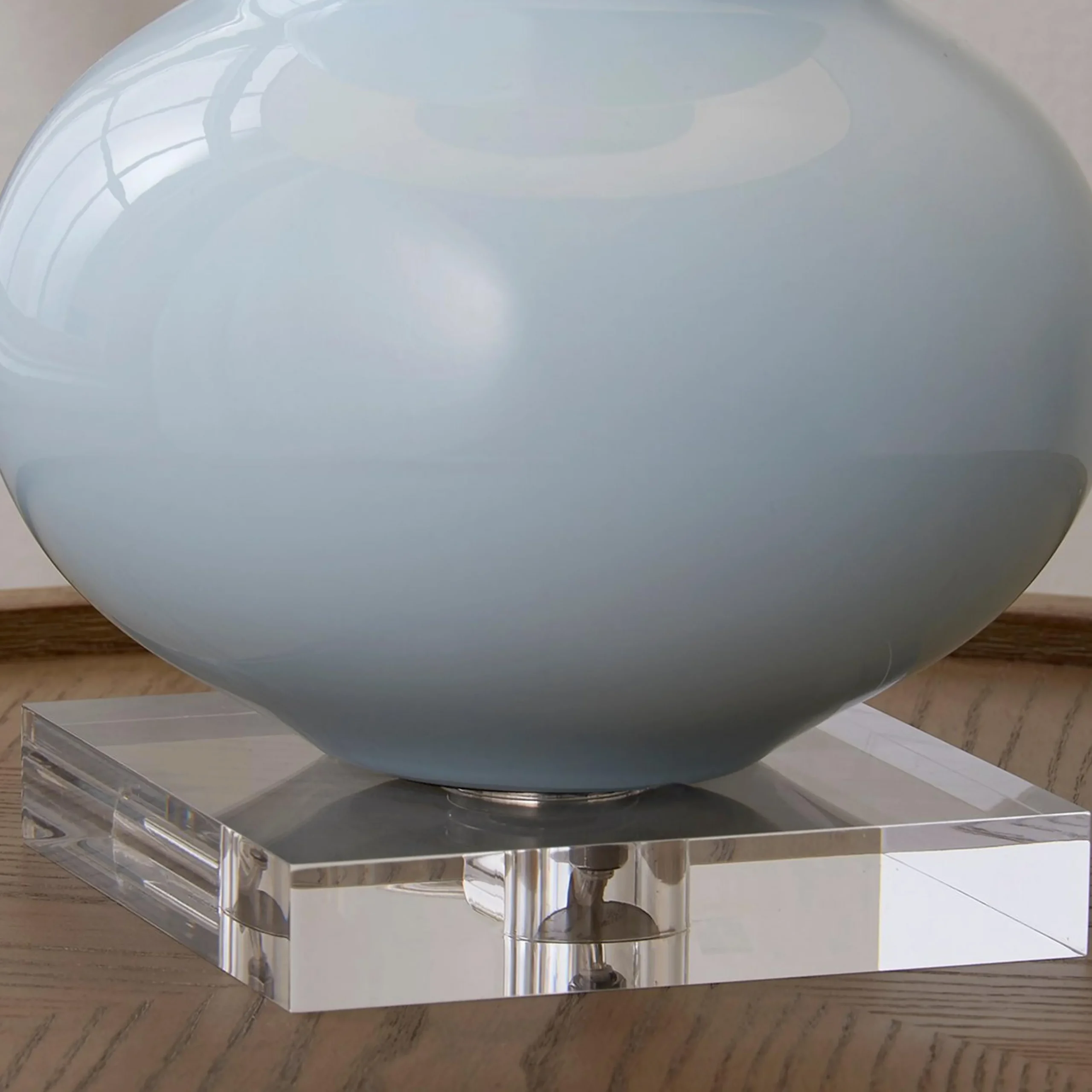 Sassy Ceramic Table Lamp - Lucite Base