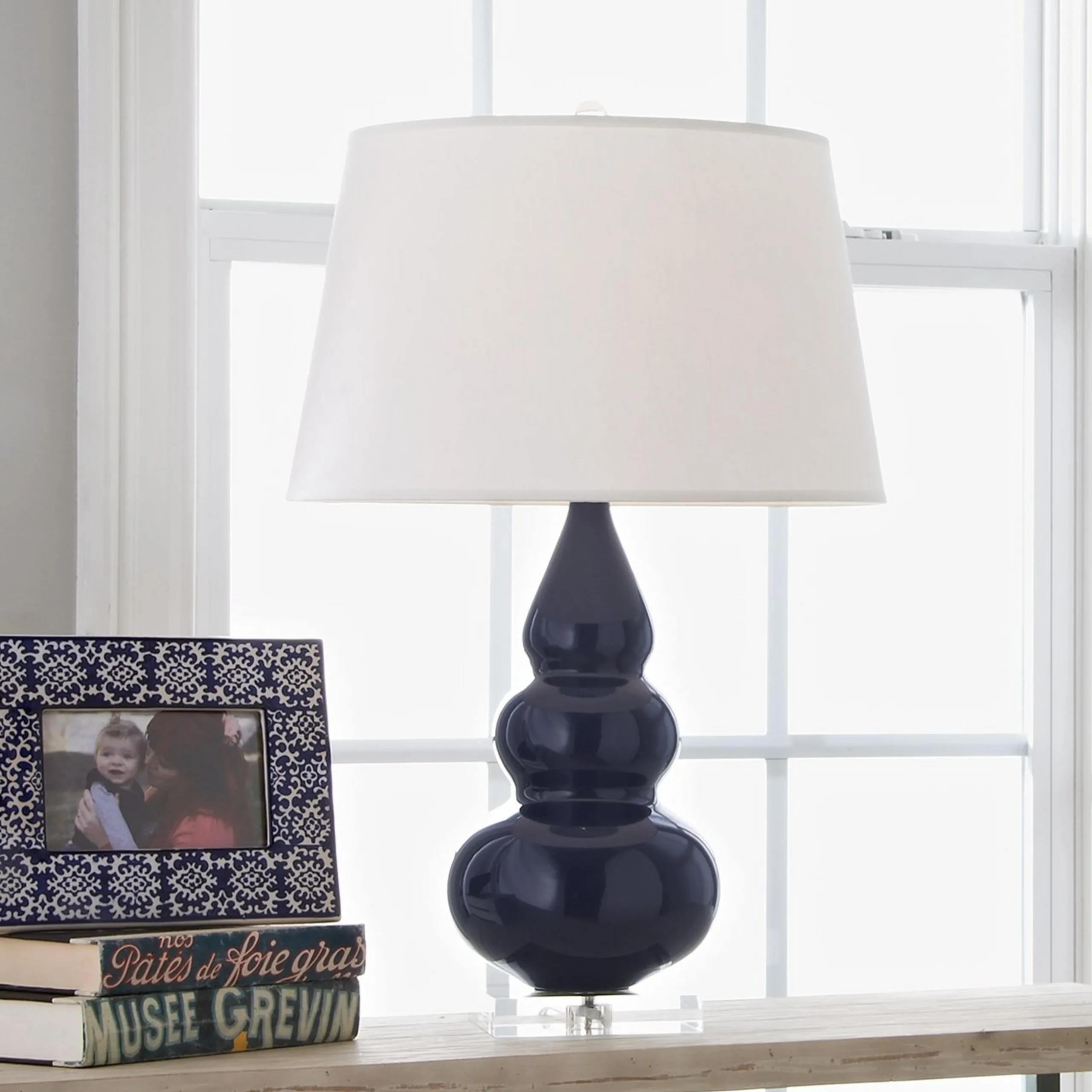 Sassy Ceramic Table Lamp - Lucite Base