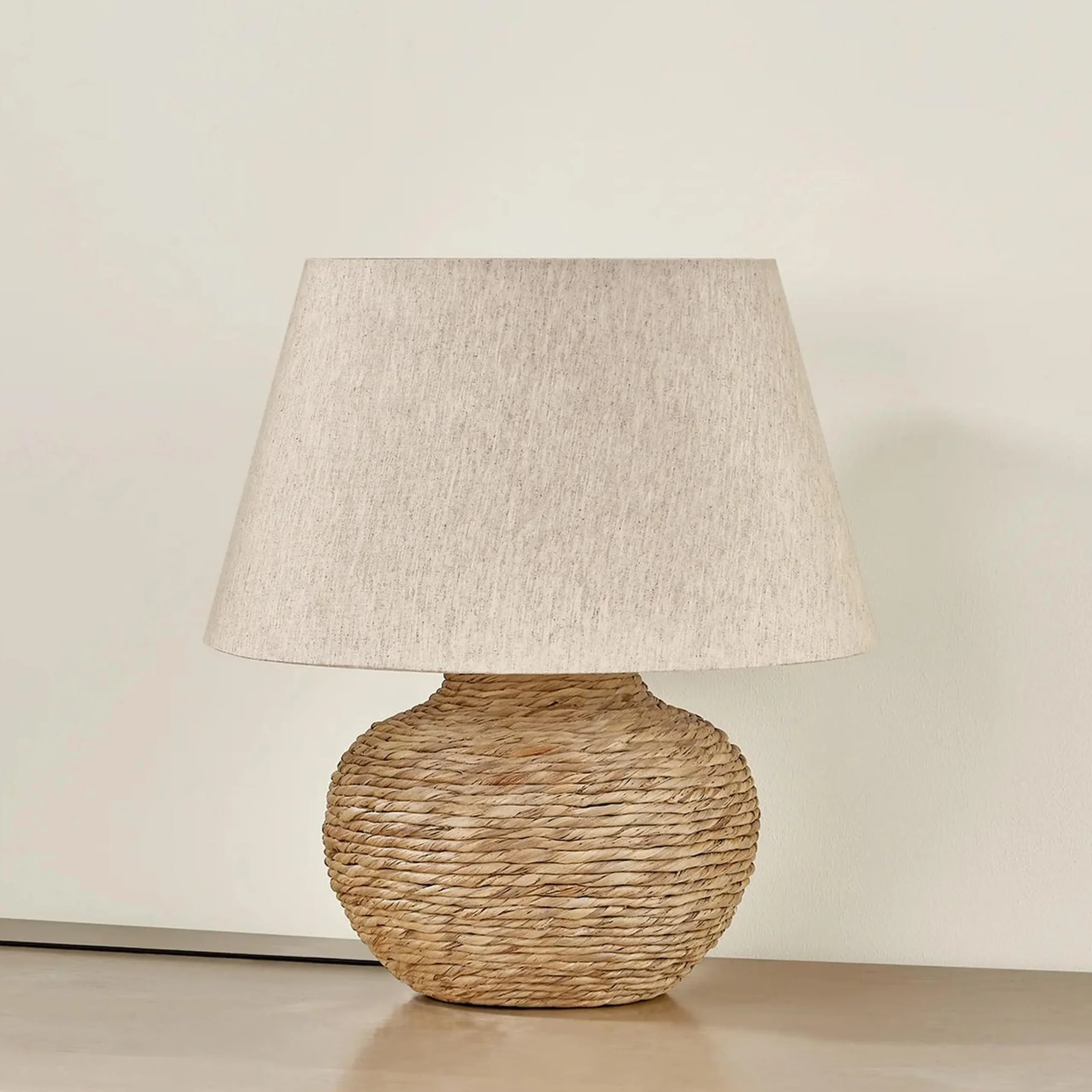 Sepal Table Lamp