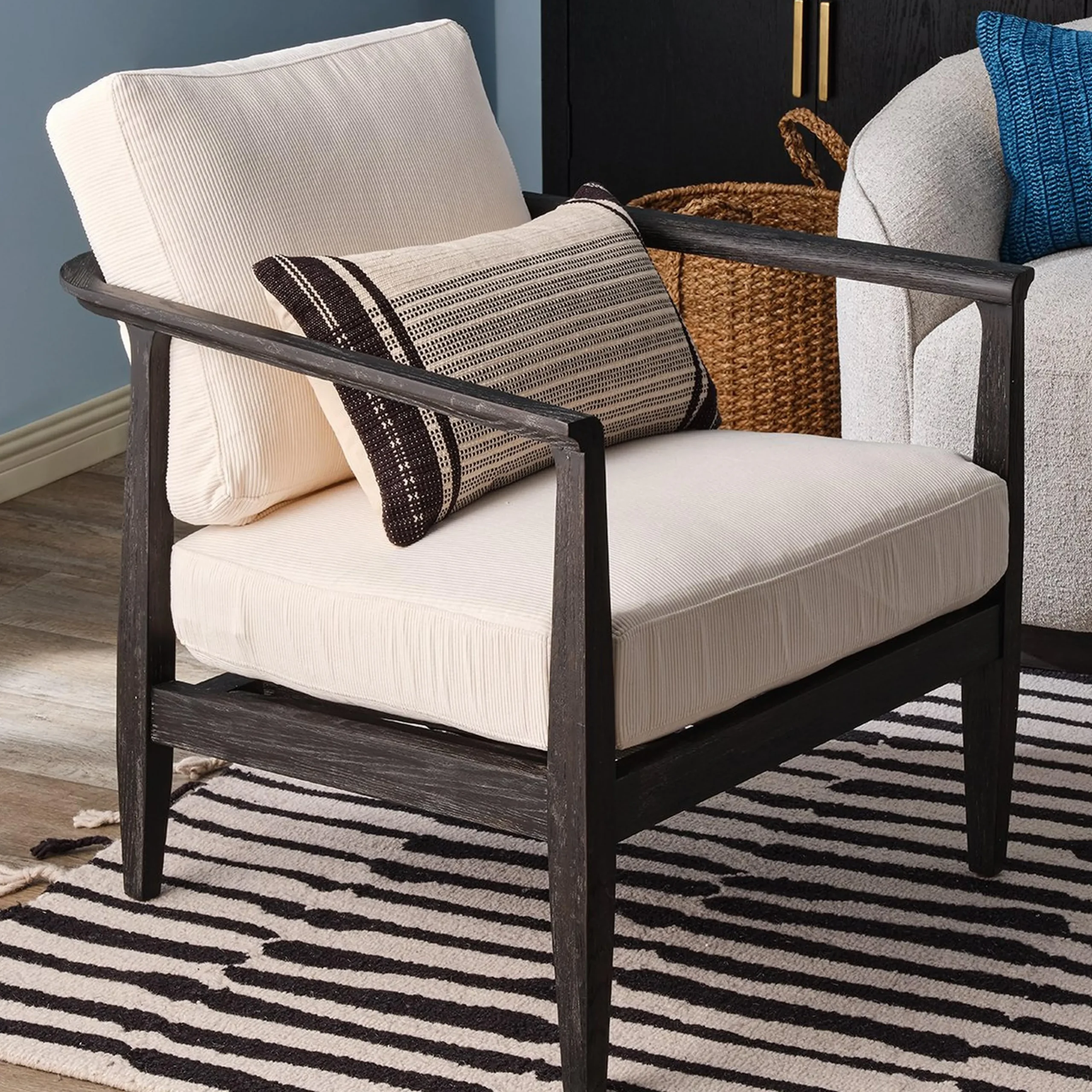 Seri Accent Chair
