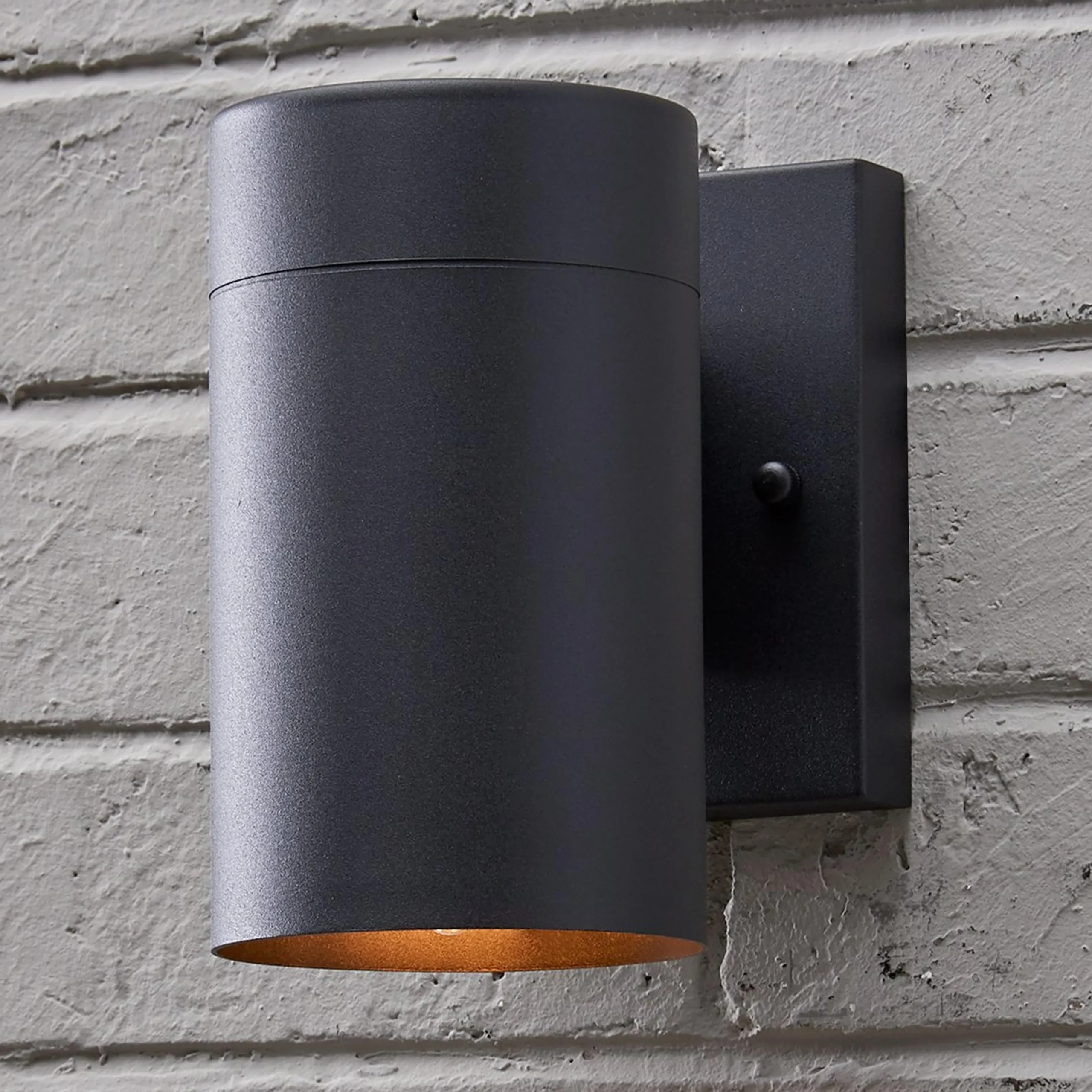 Sleek Minimalist Outdoor Sconce