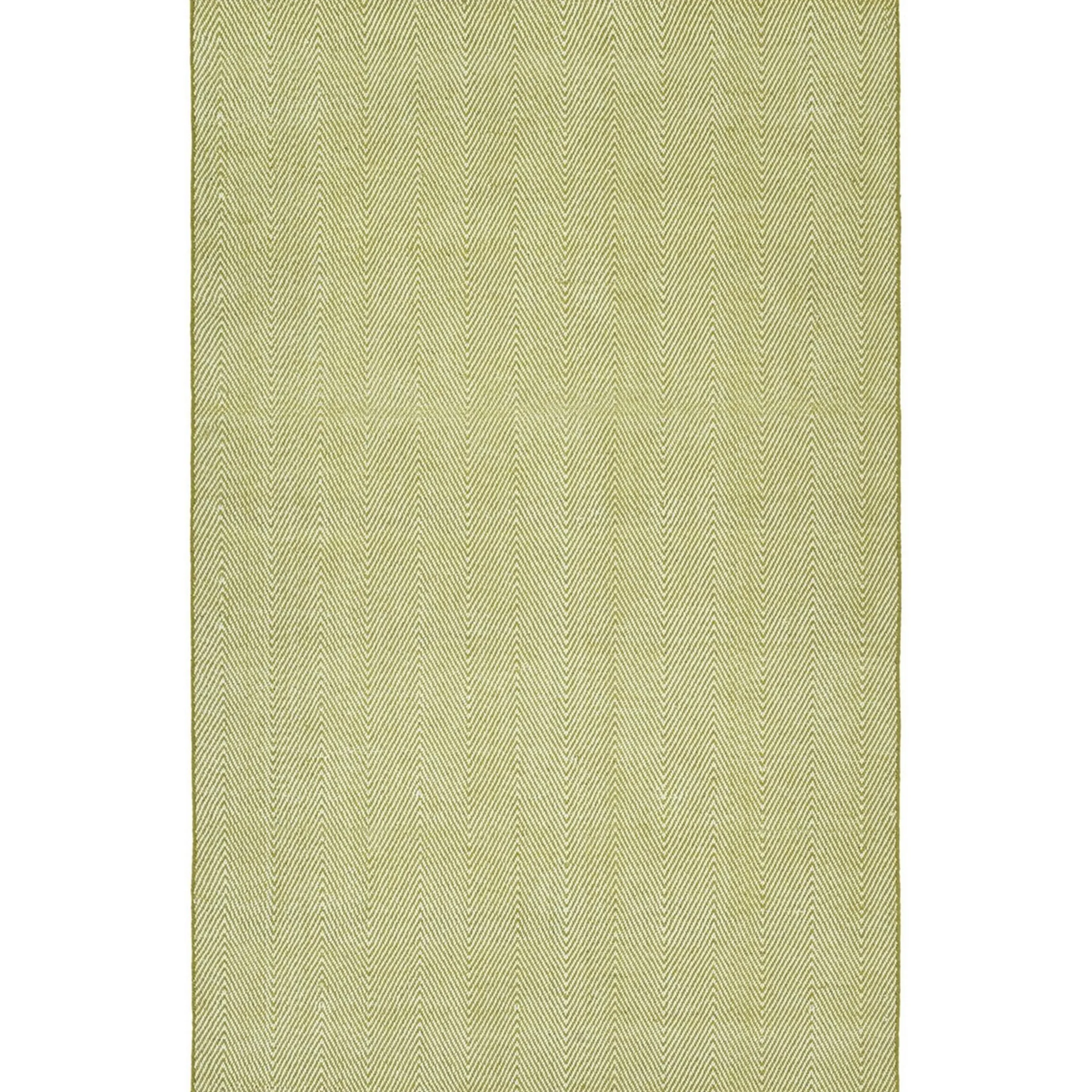 Sophisticated Chevron Indoor / Outdoor Rug