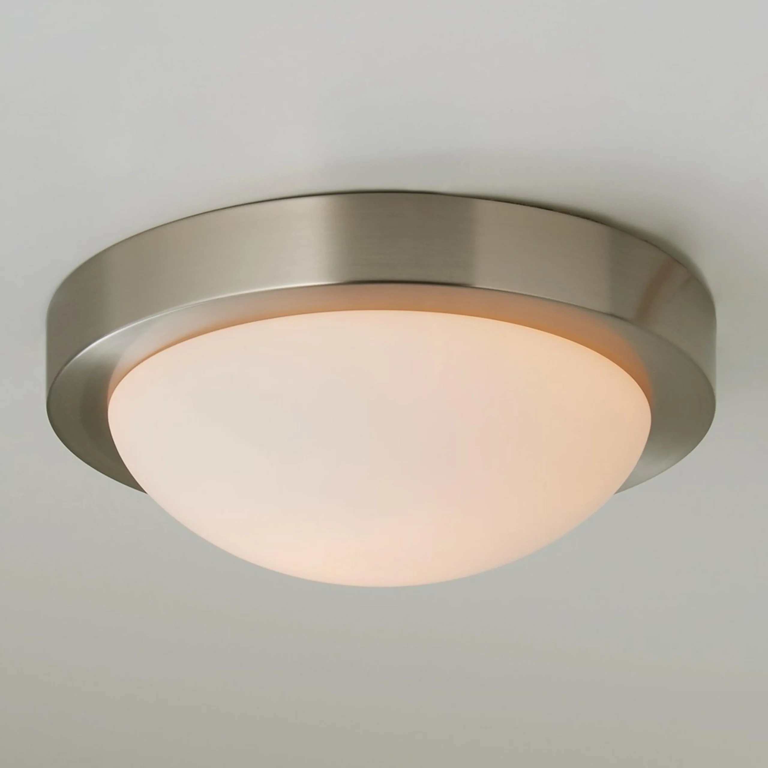 Streamlined Ceiling Light - Medium