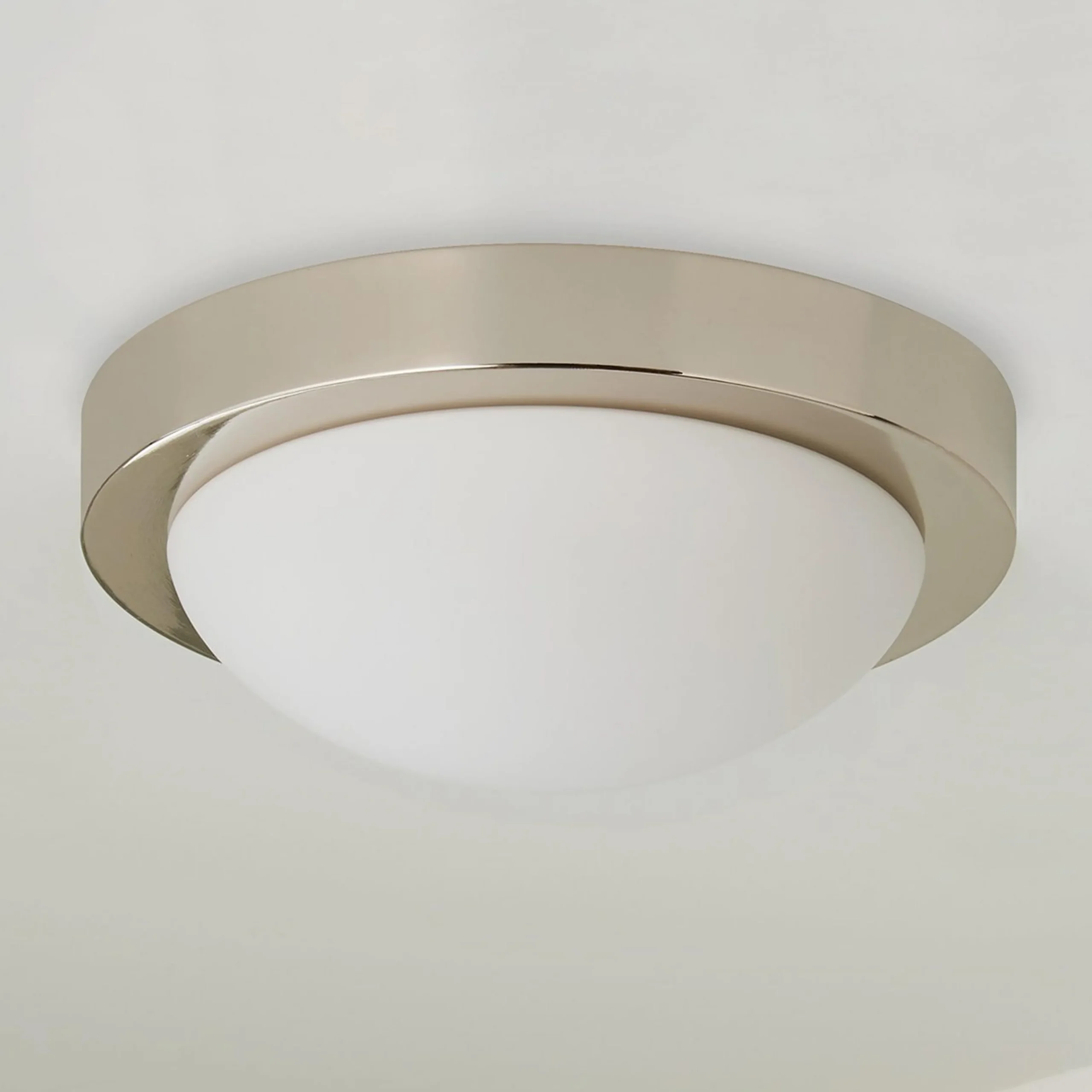 Streamlined Ceiling Light - Medium