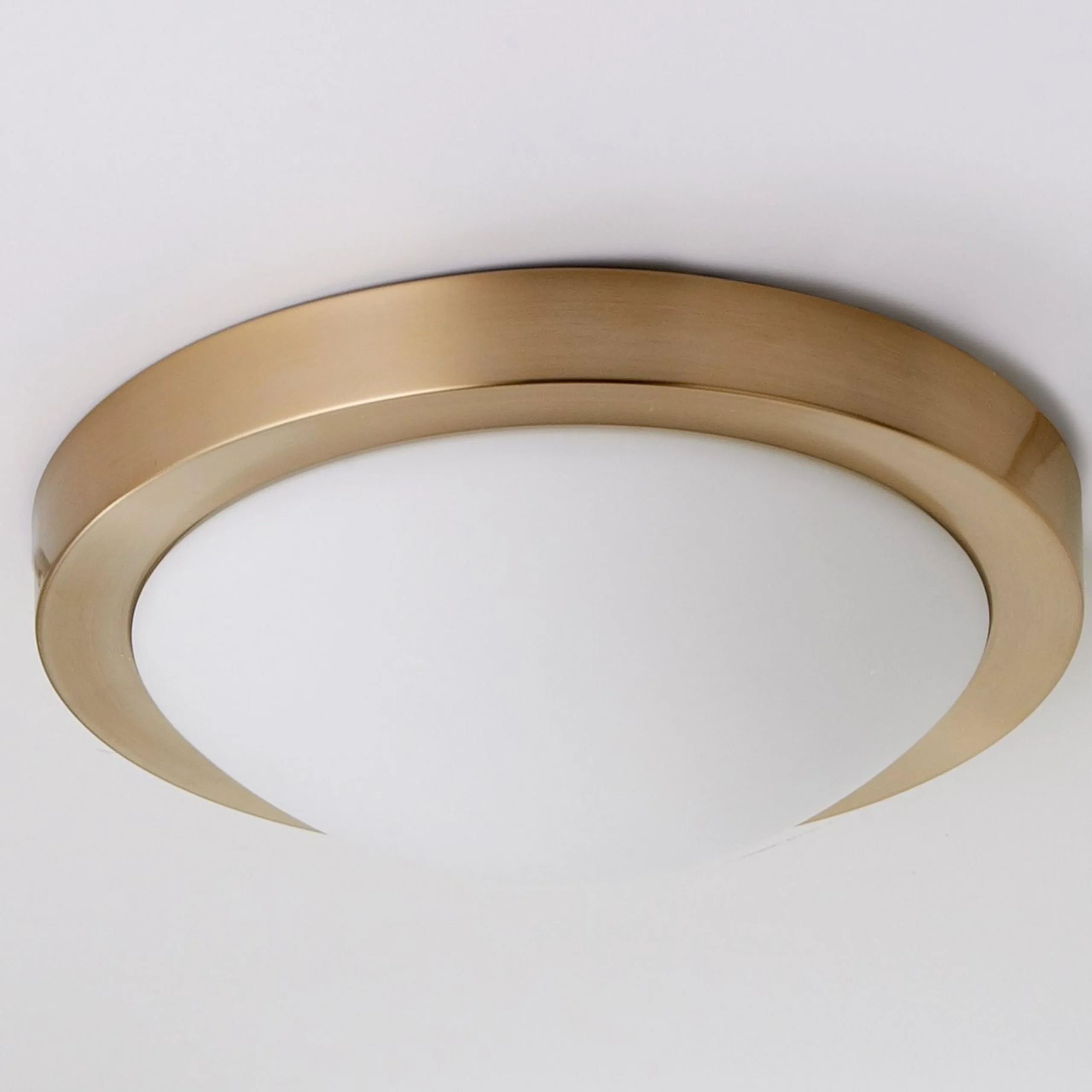 Streamlined Ceiling Light - Large