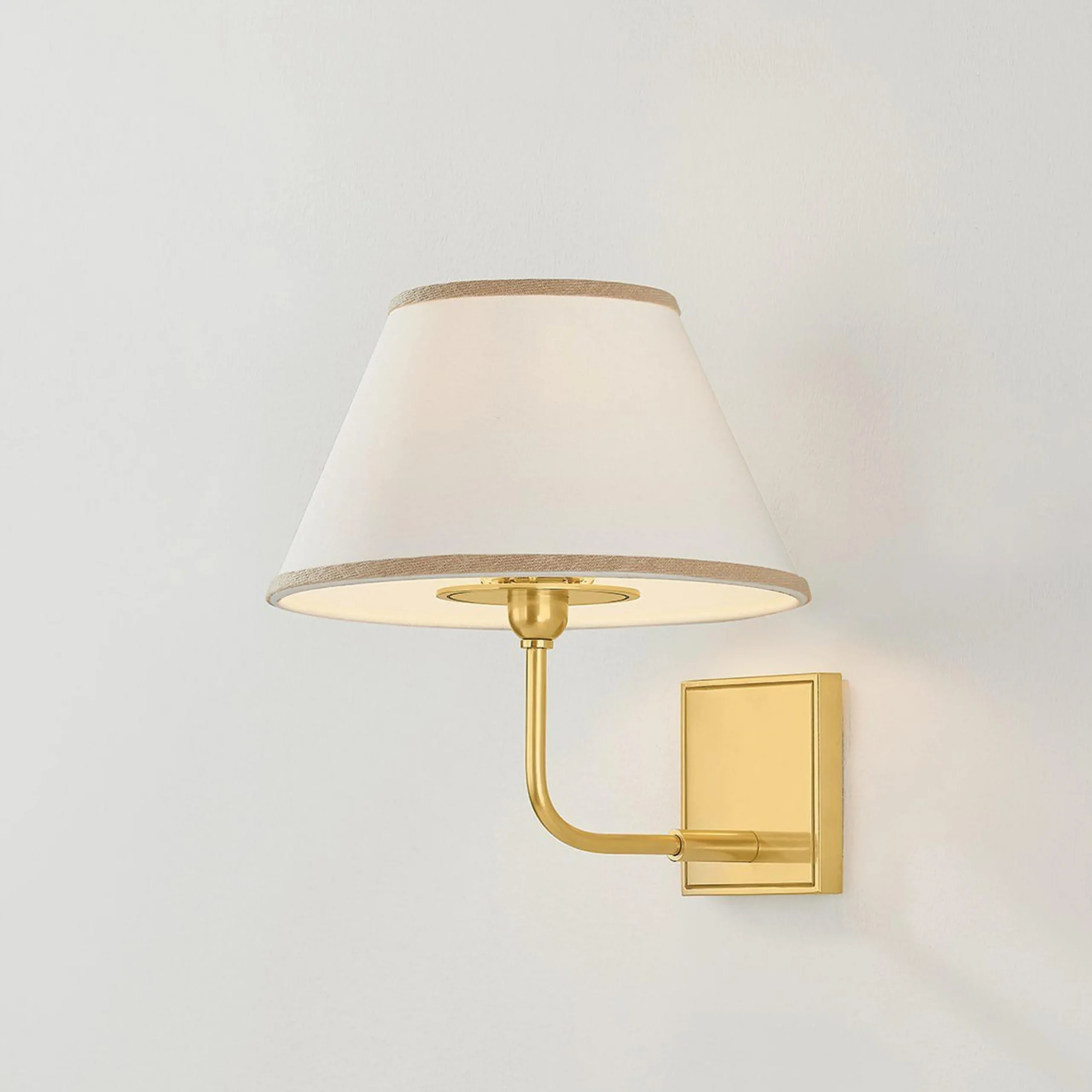 Taverson Sconce