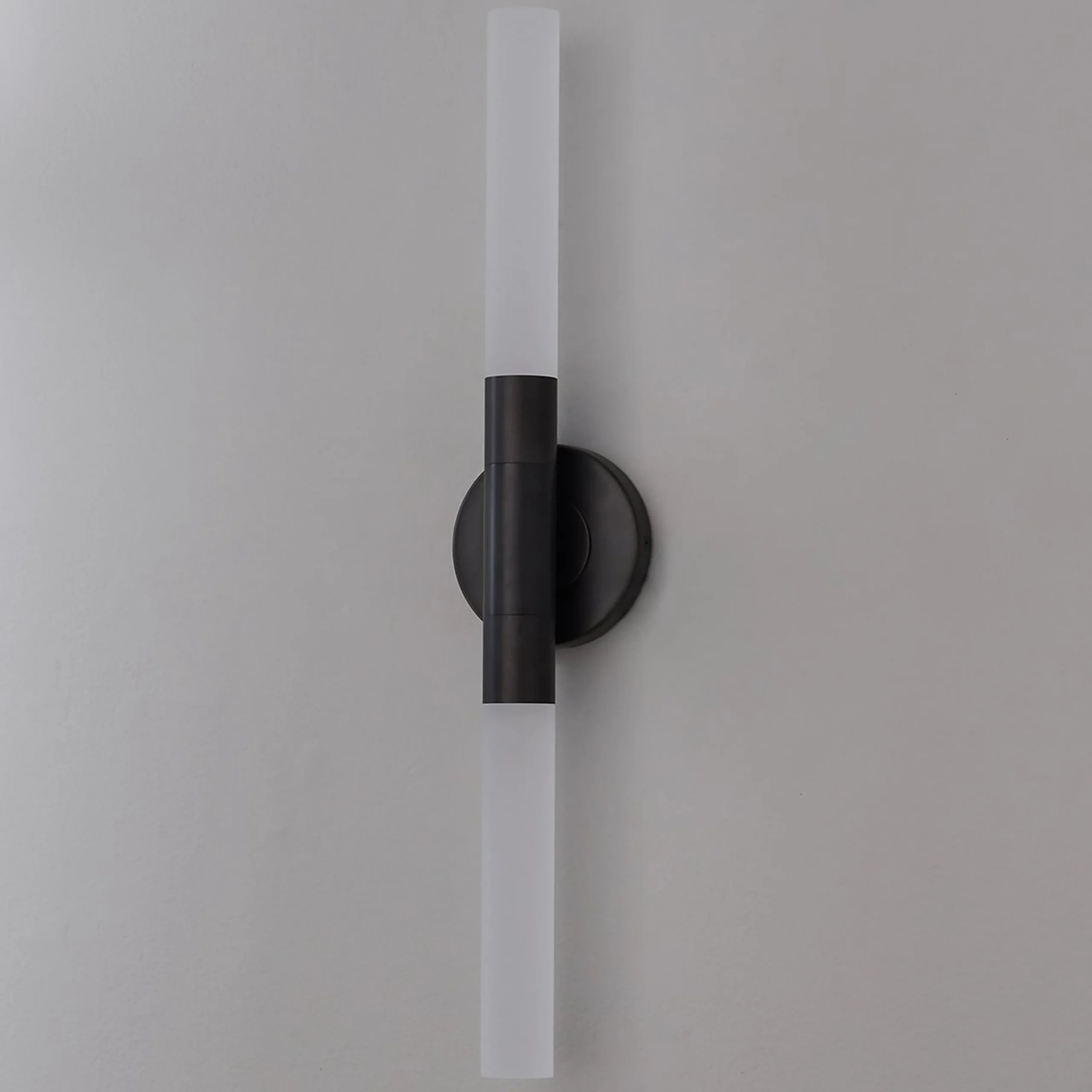Thadeo Double Sconce
