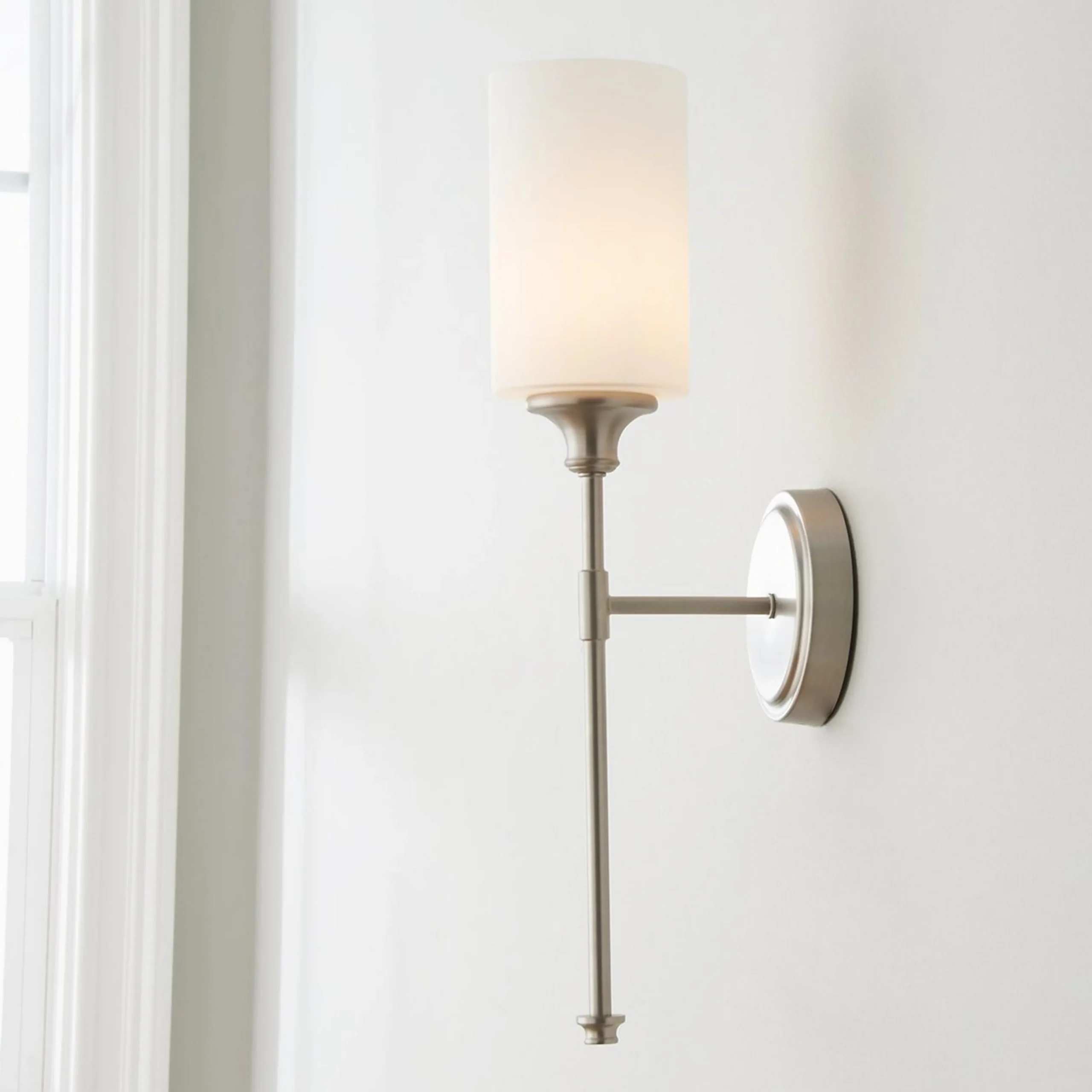 Tracie Classic Sconce