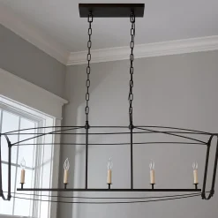 Traditional Beaux Island Chandelier
