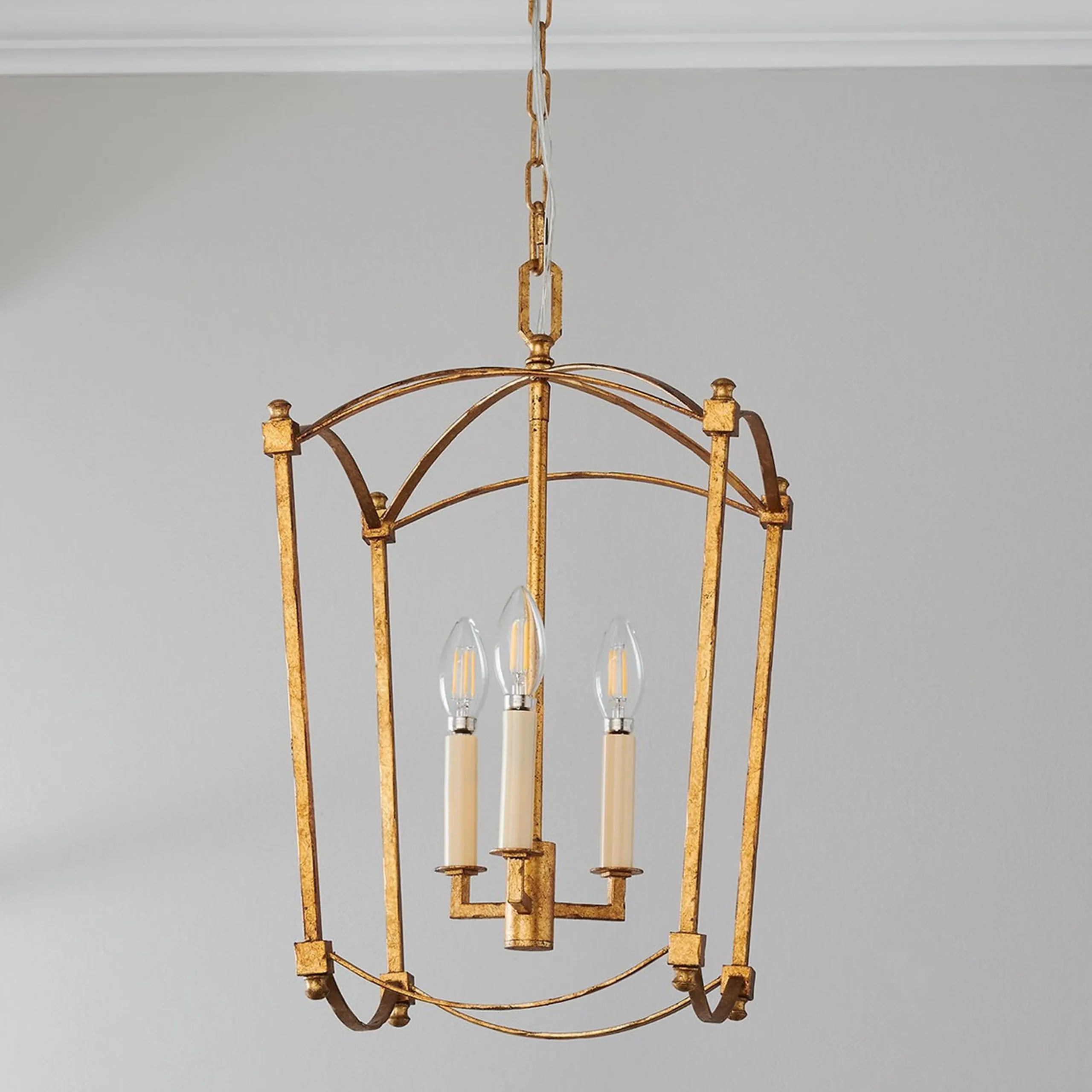 Traditional Beaux Lantern - 3 Light
