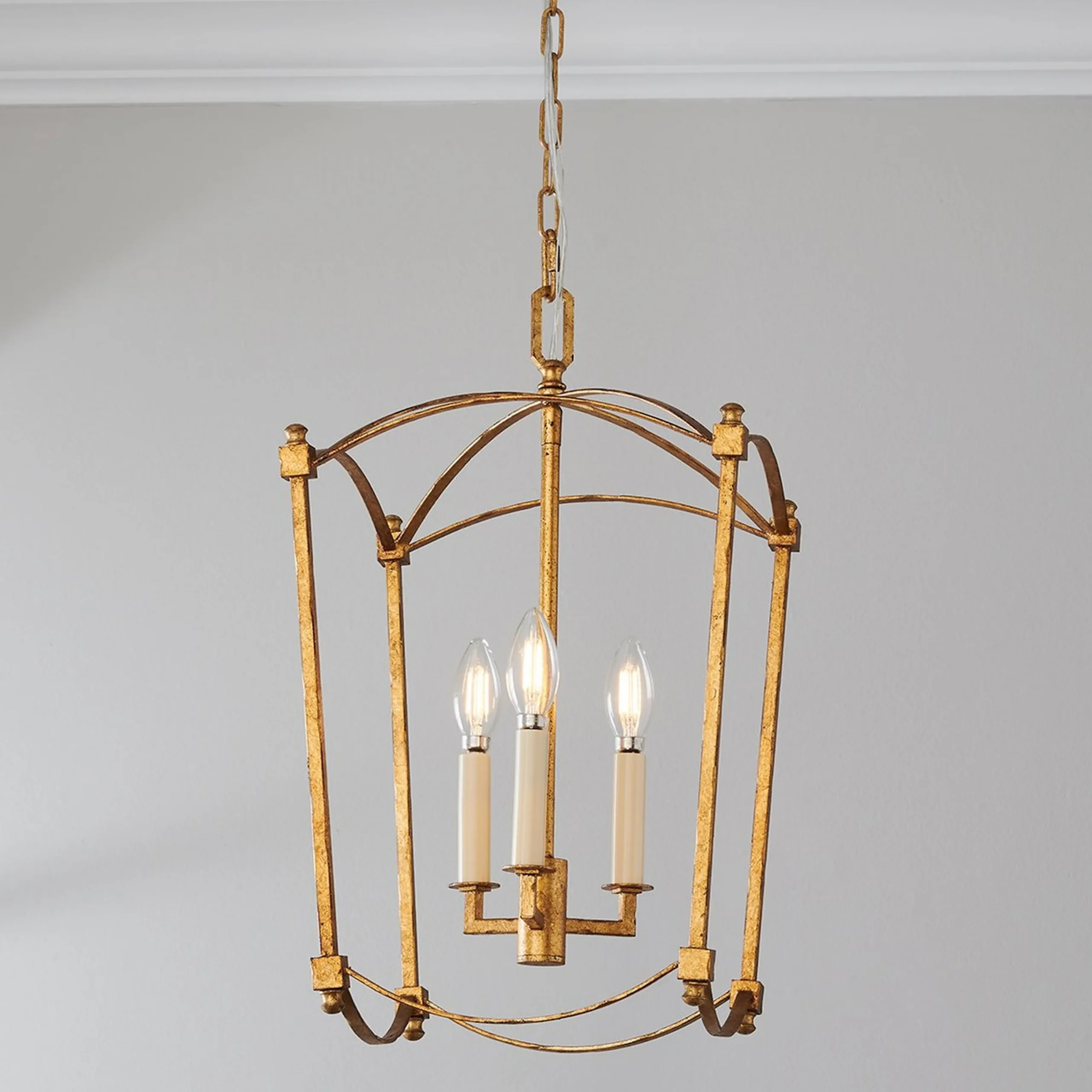 Traditional Beaux Lantern - 3 Light