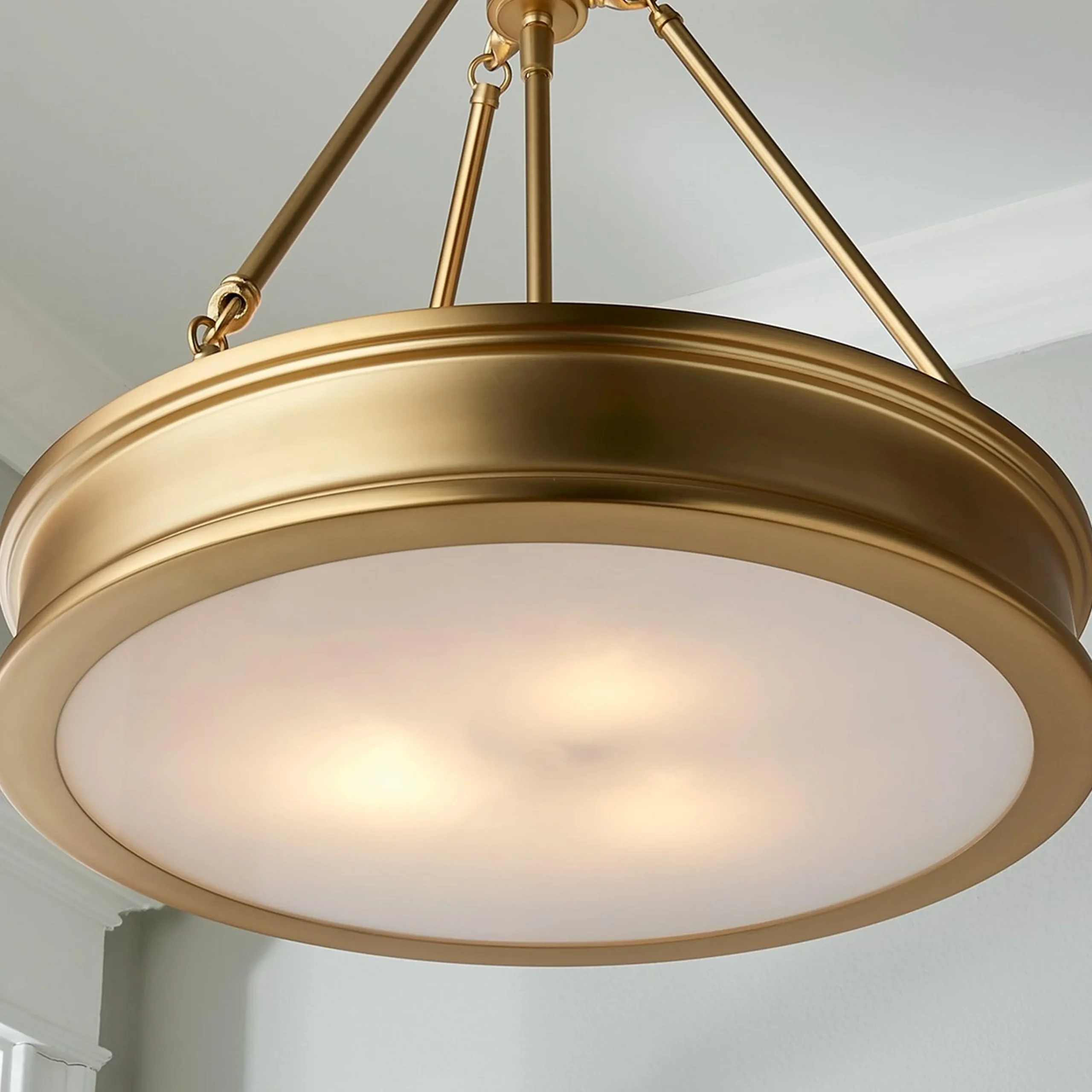 Traditional Urban Pendant