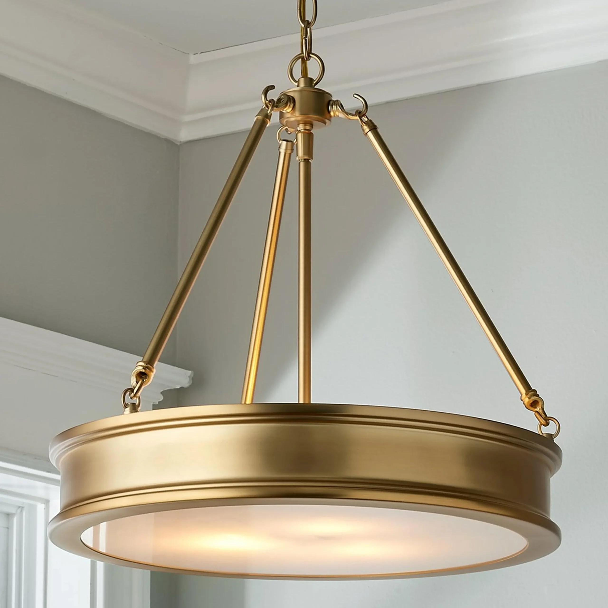 Traditional Urban Pendant
