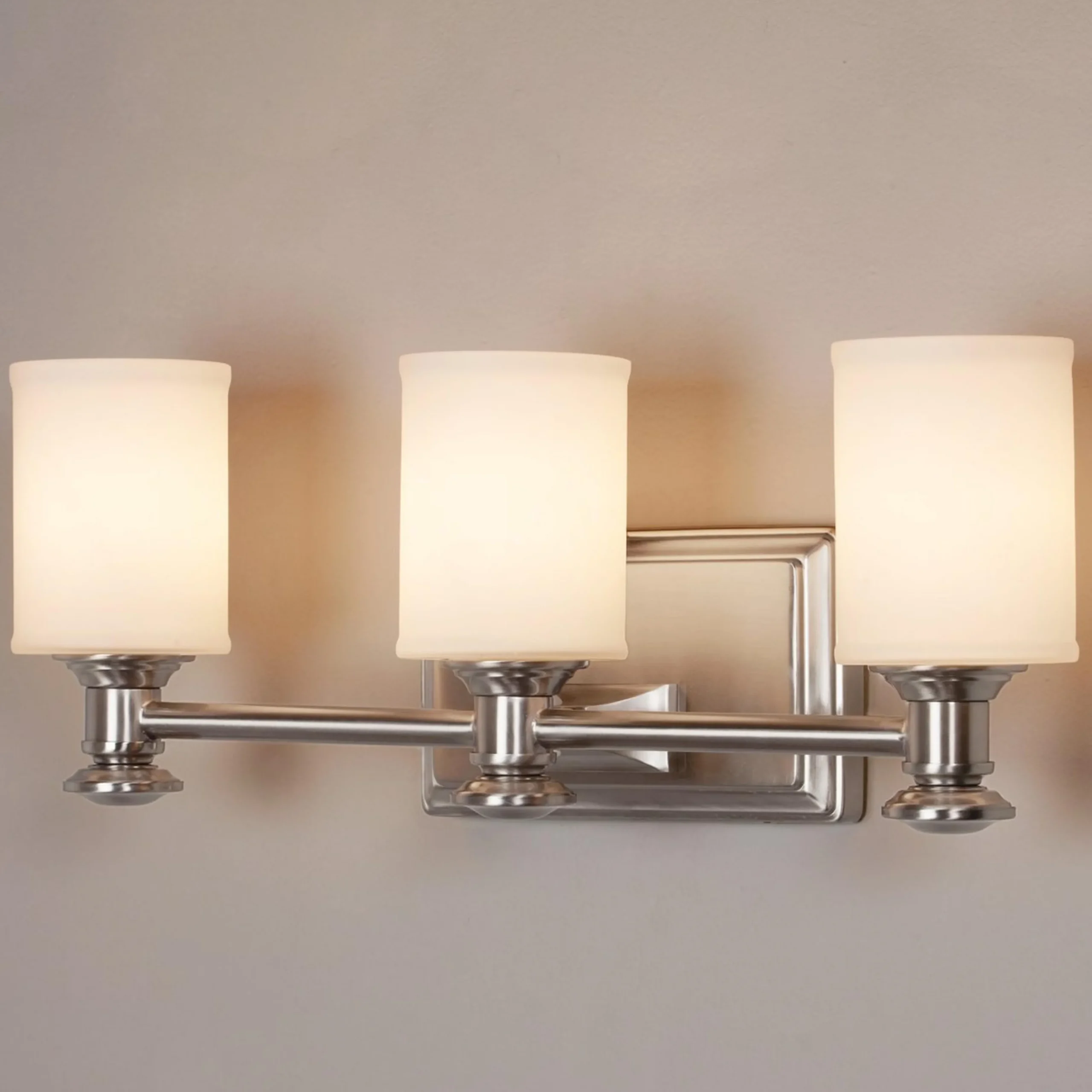 Traditional Urban Vanity Light - 3 Light