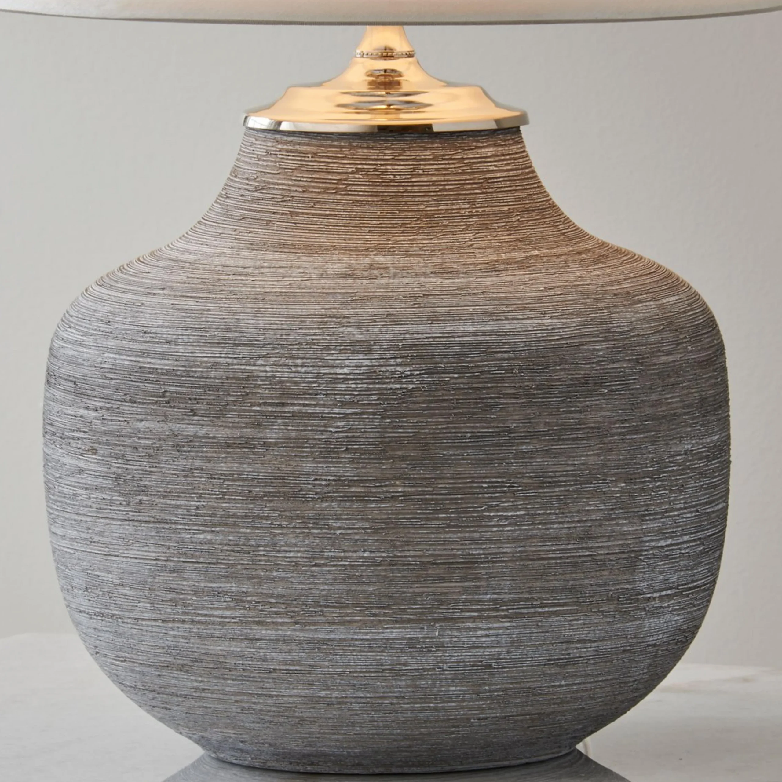 Trompa Table Lamp