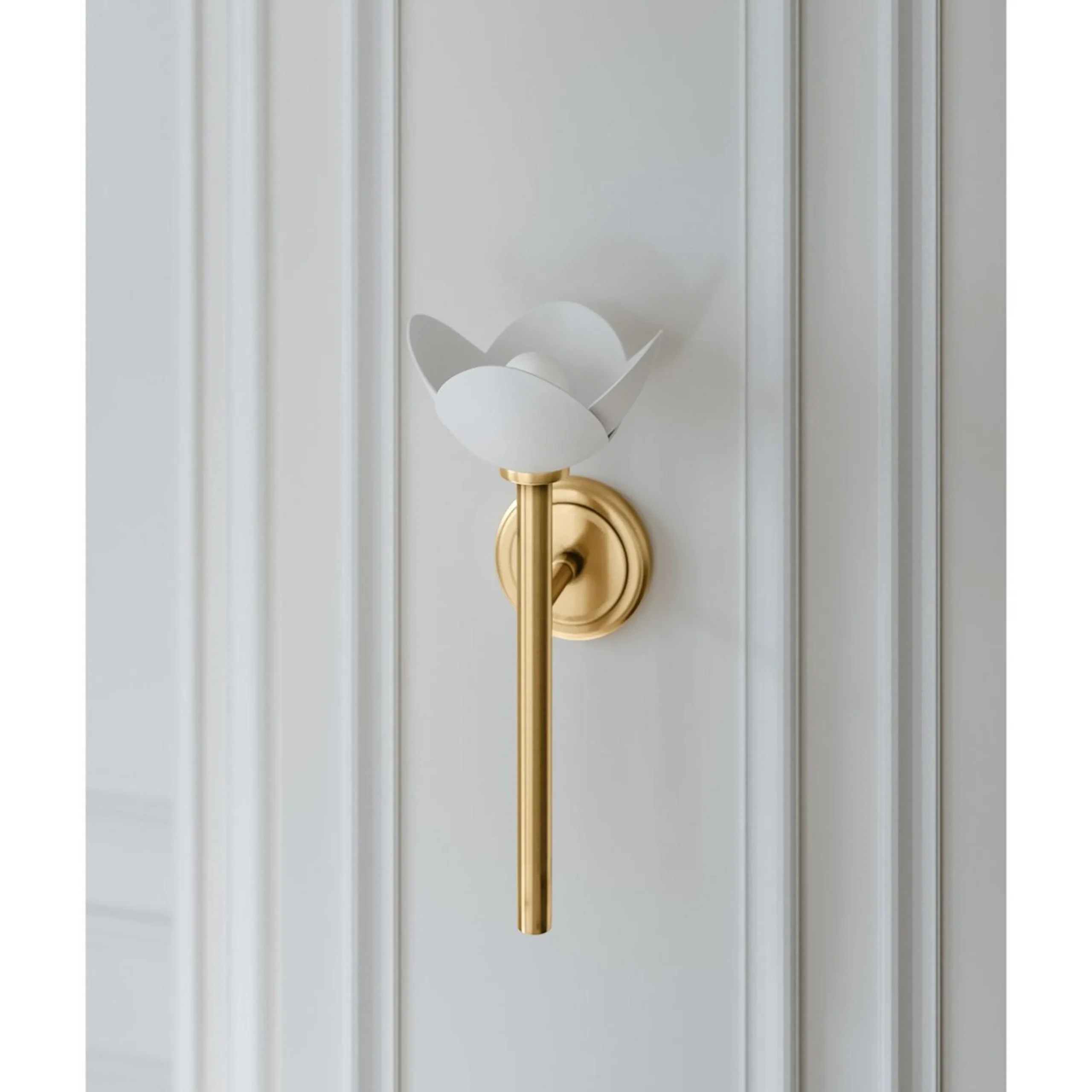 Twyla Sconce