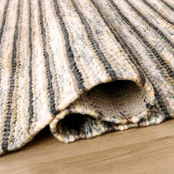 Usulutan Handwoven Indoor / Outdoor Rug