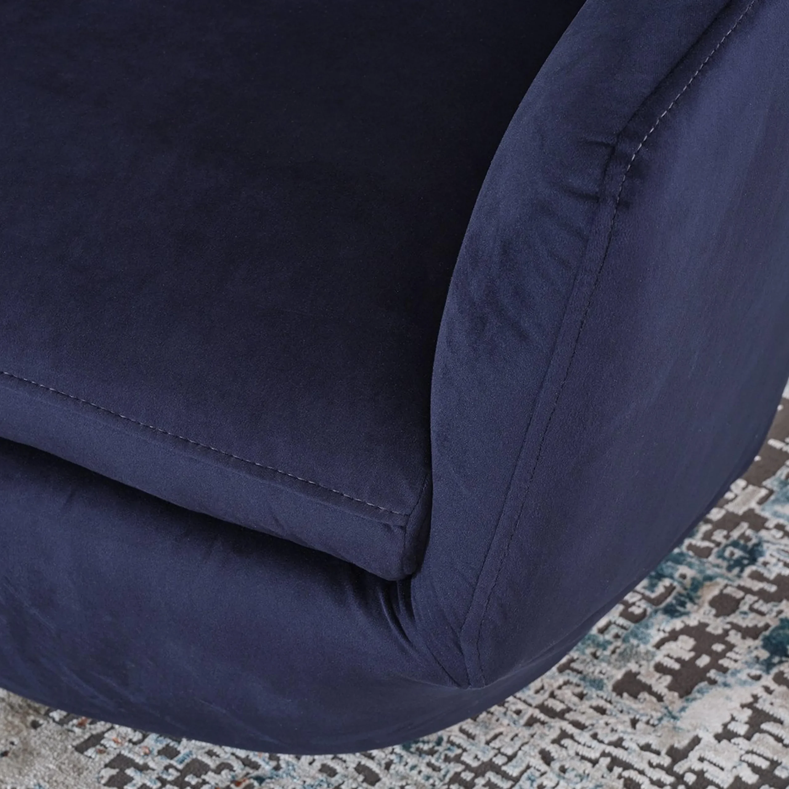 Veneto Swivel Chair