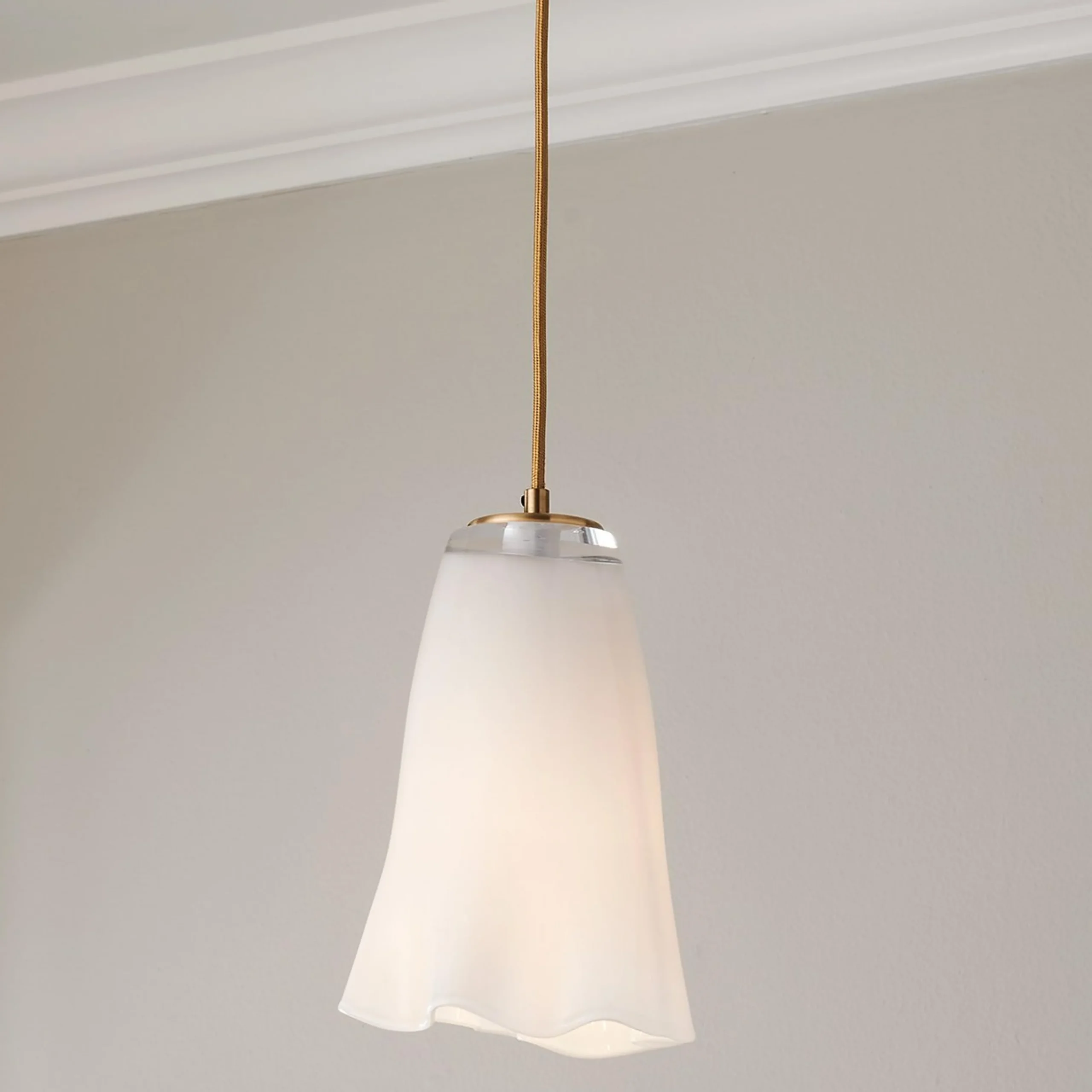 Volant Pendant