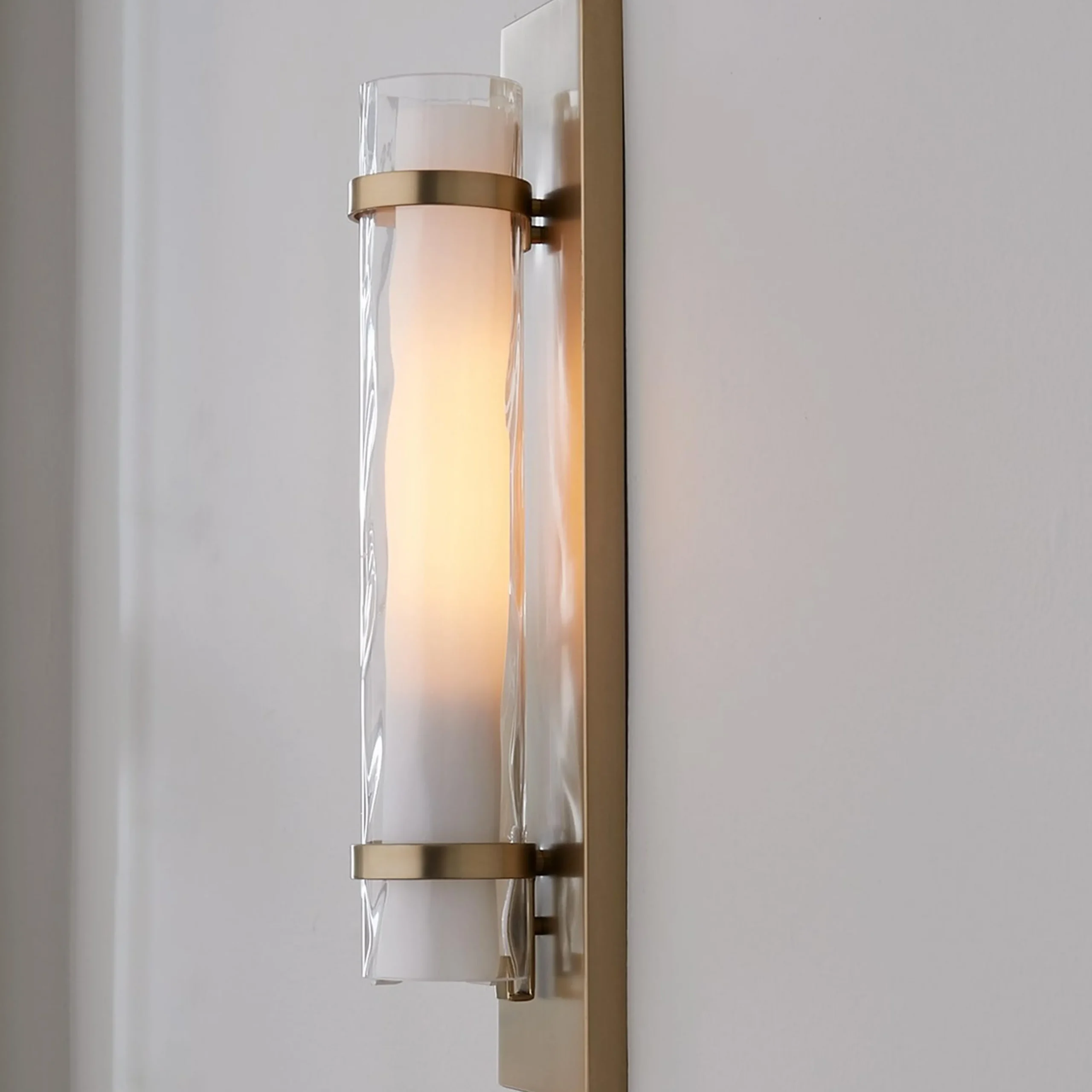 Wave Pattern Sconce - Large