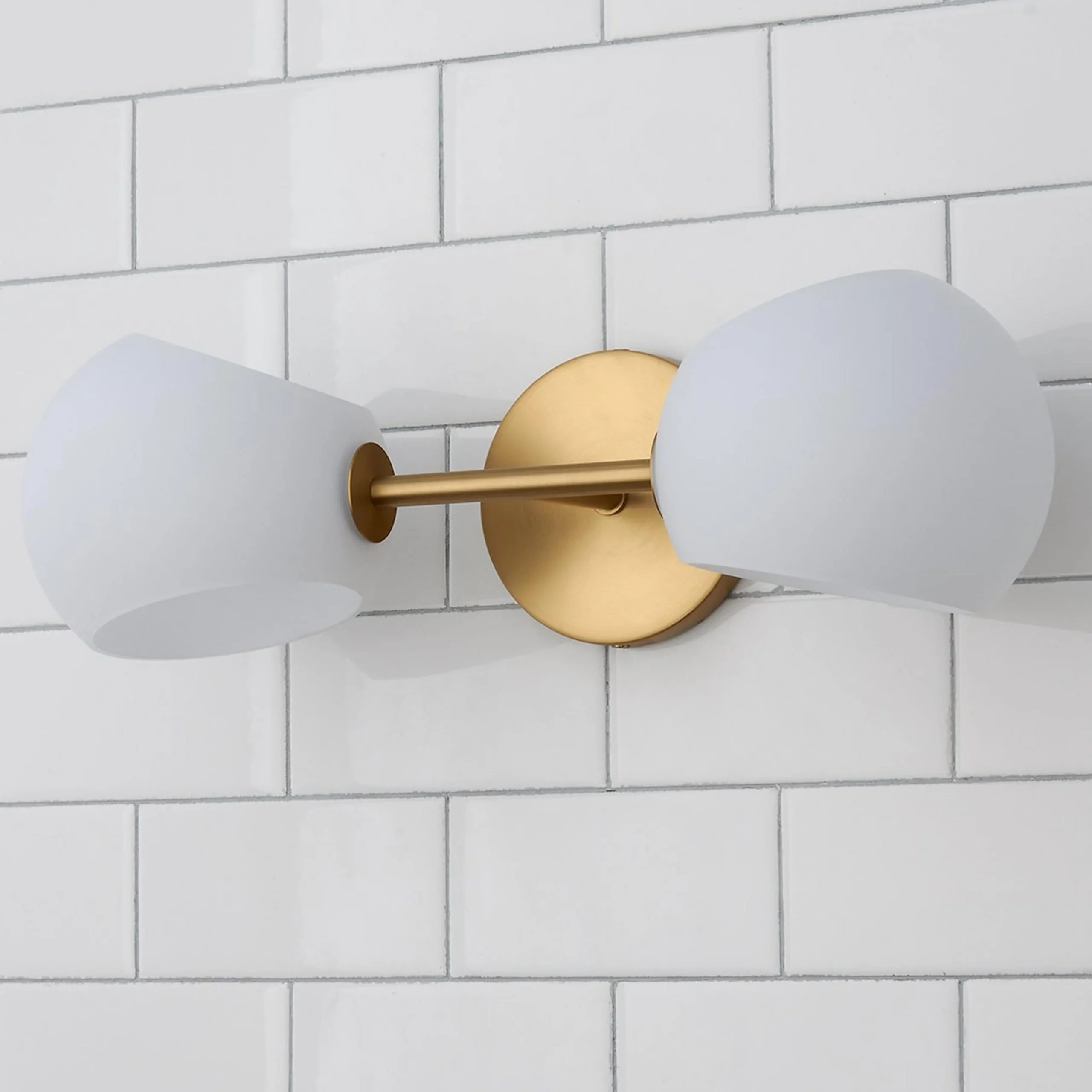 Xaviero Glass Vanity Light - 2 Light - Opal