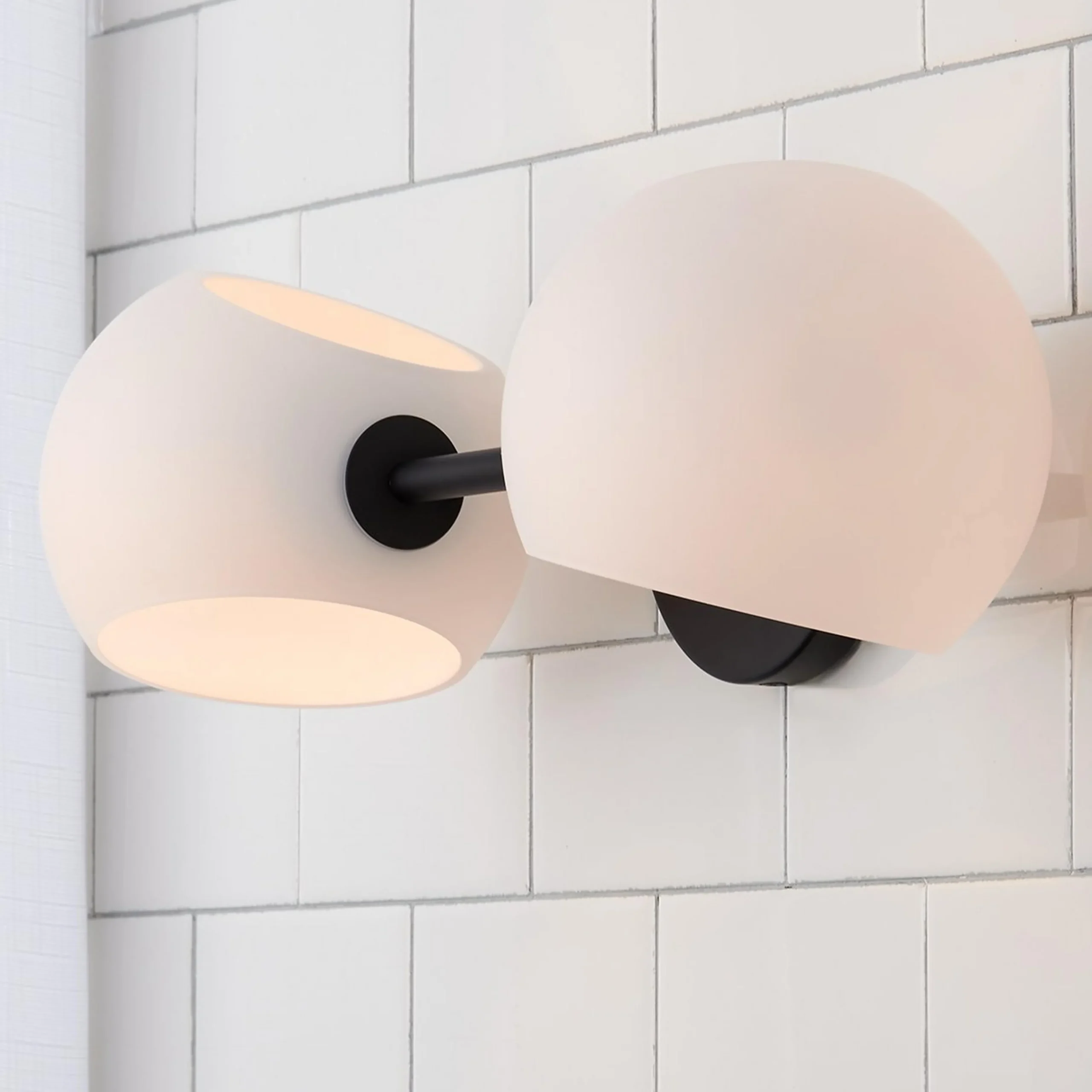 Xaviero Glass Vanity Light - 2 Light - Opal