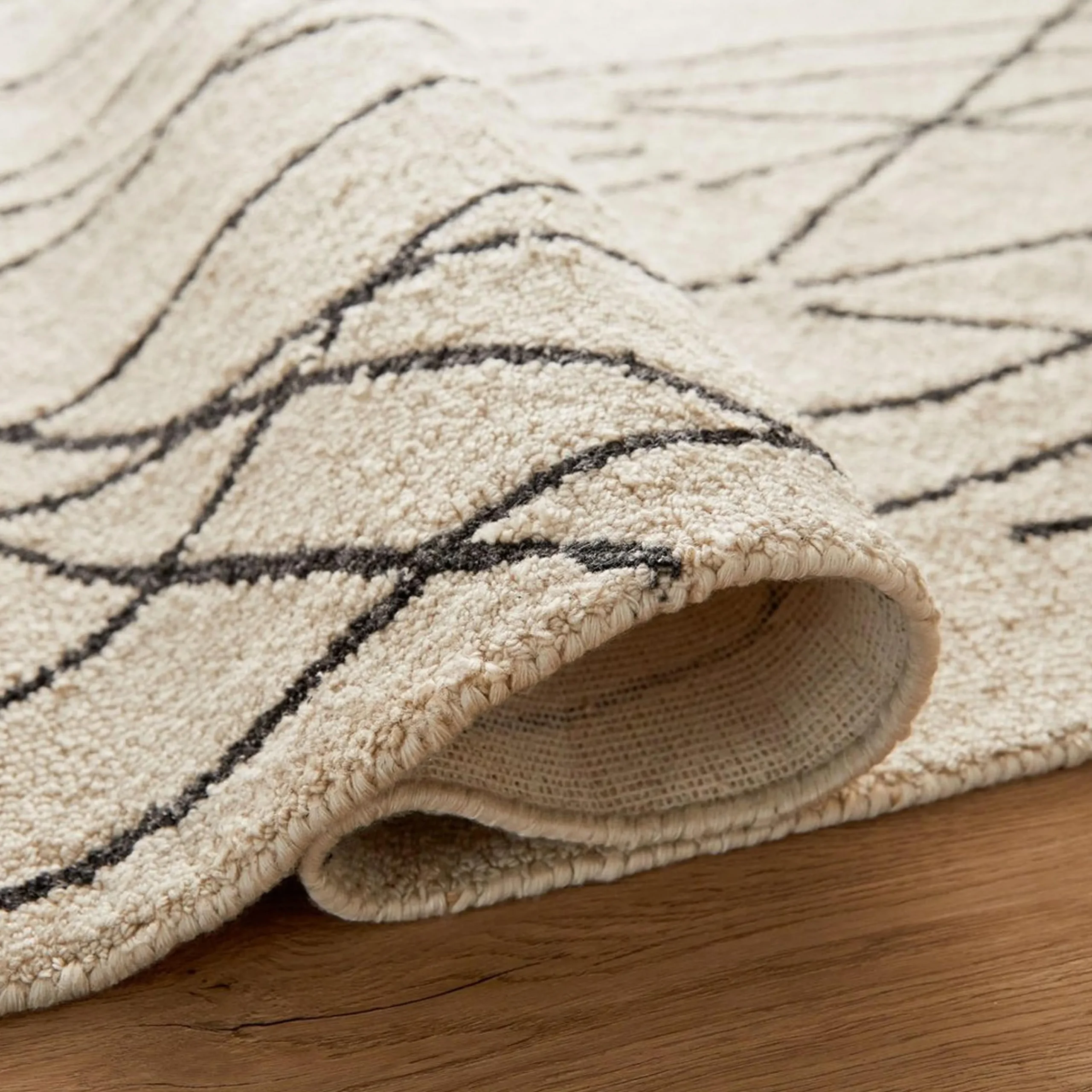 Xylan Hand-Hooked Indoor / Outdoor Rug