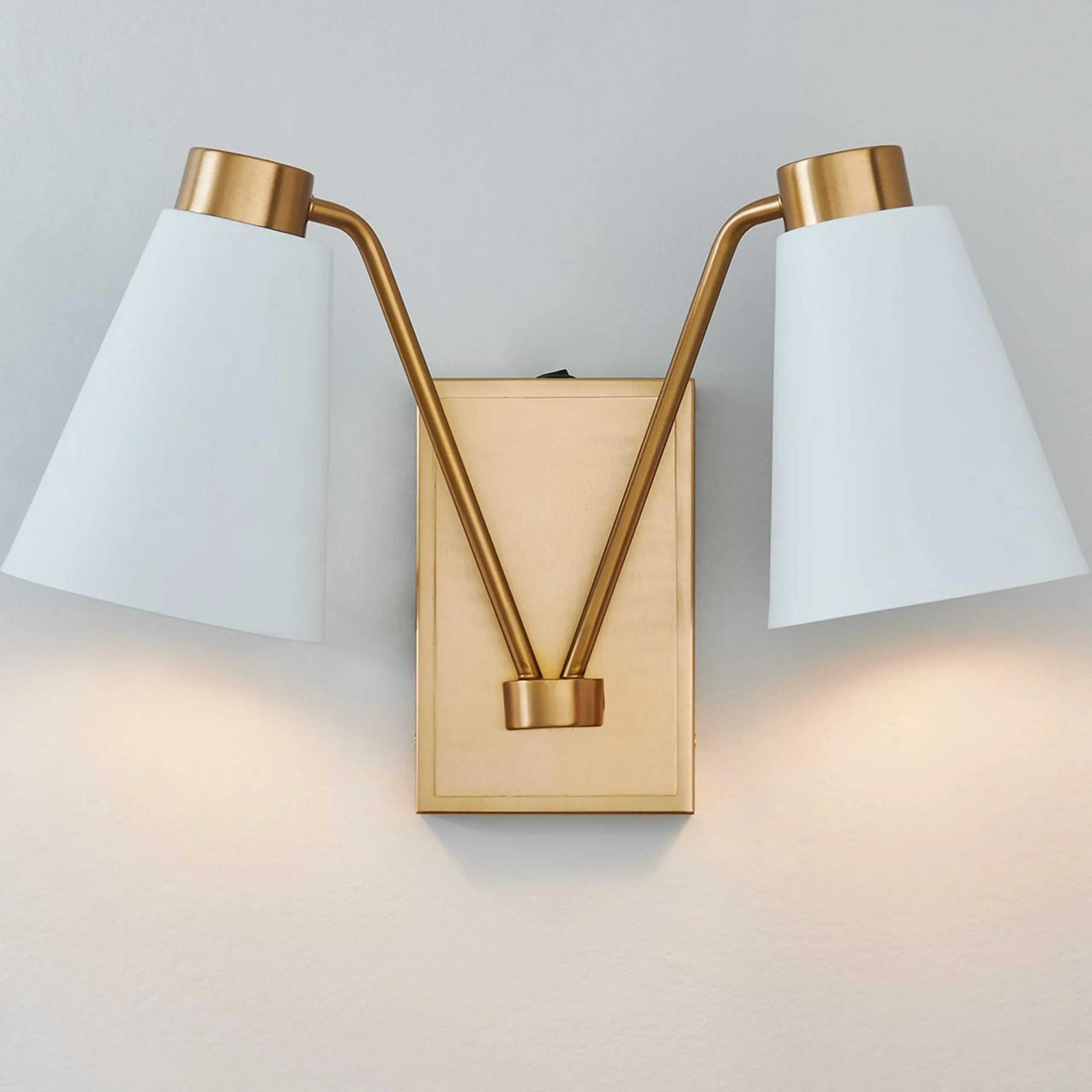 Yamilet Sconce - Cone Shade