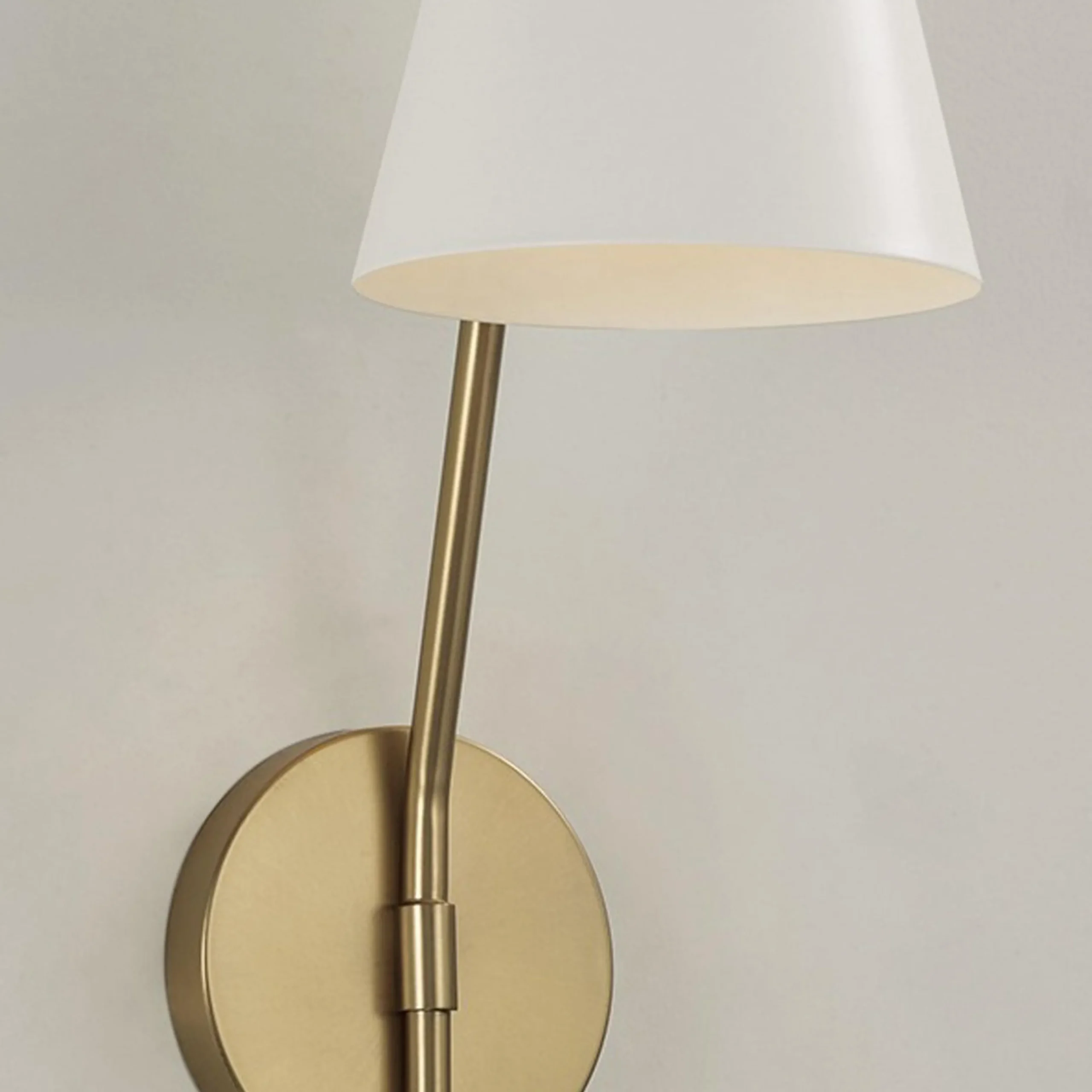 Yaroslav Sconce