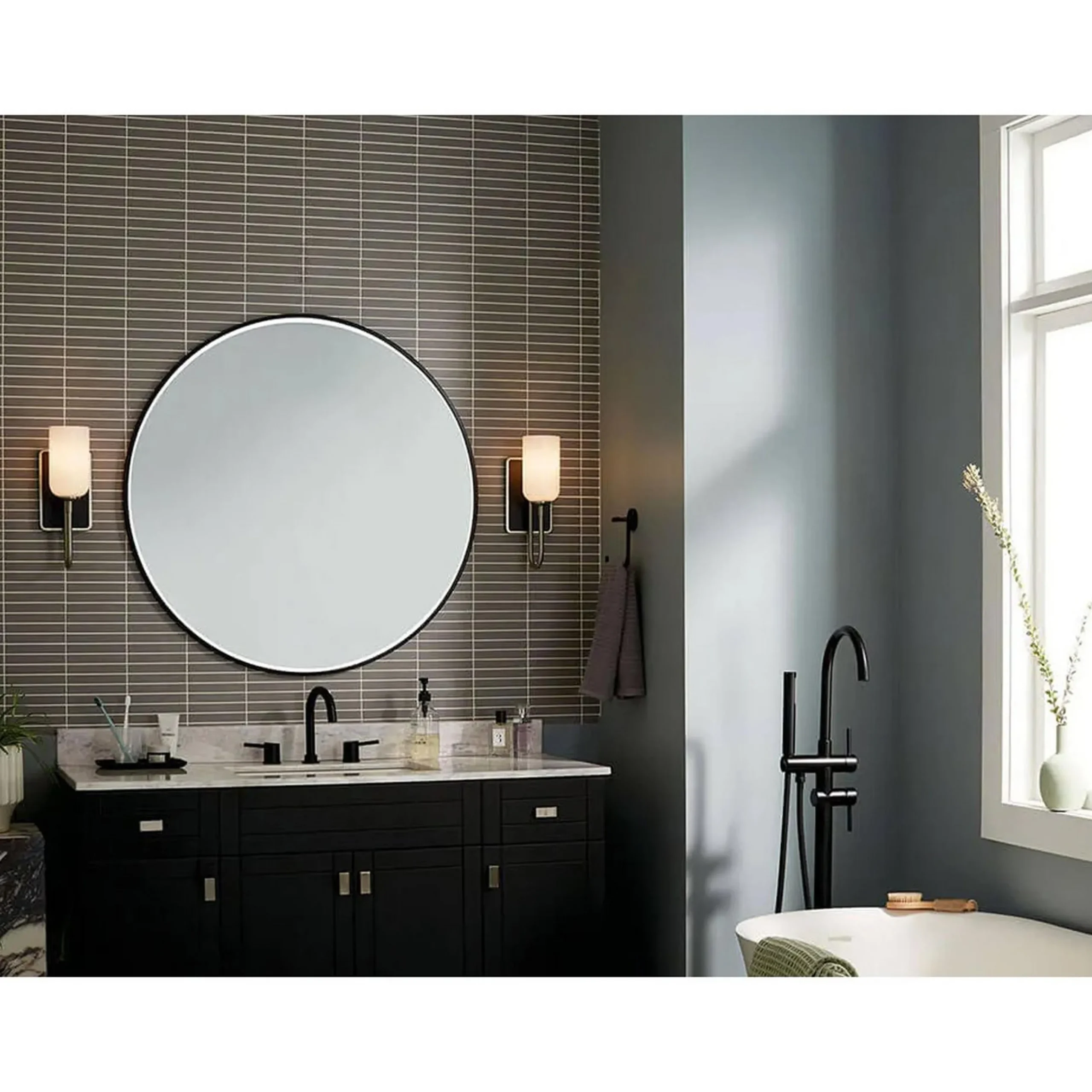 Zakai Sconce