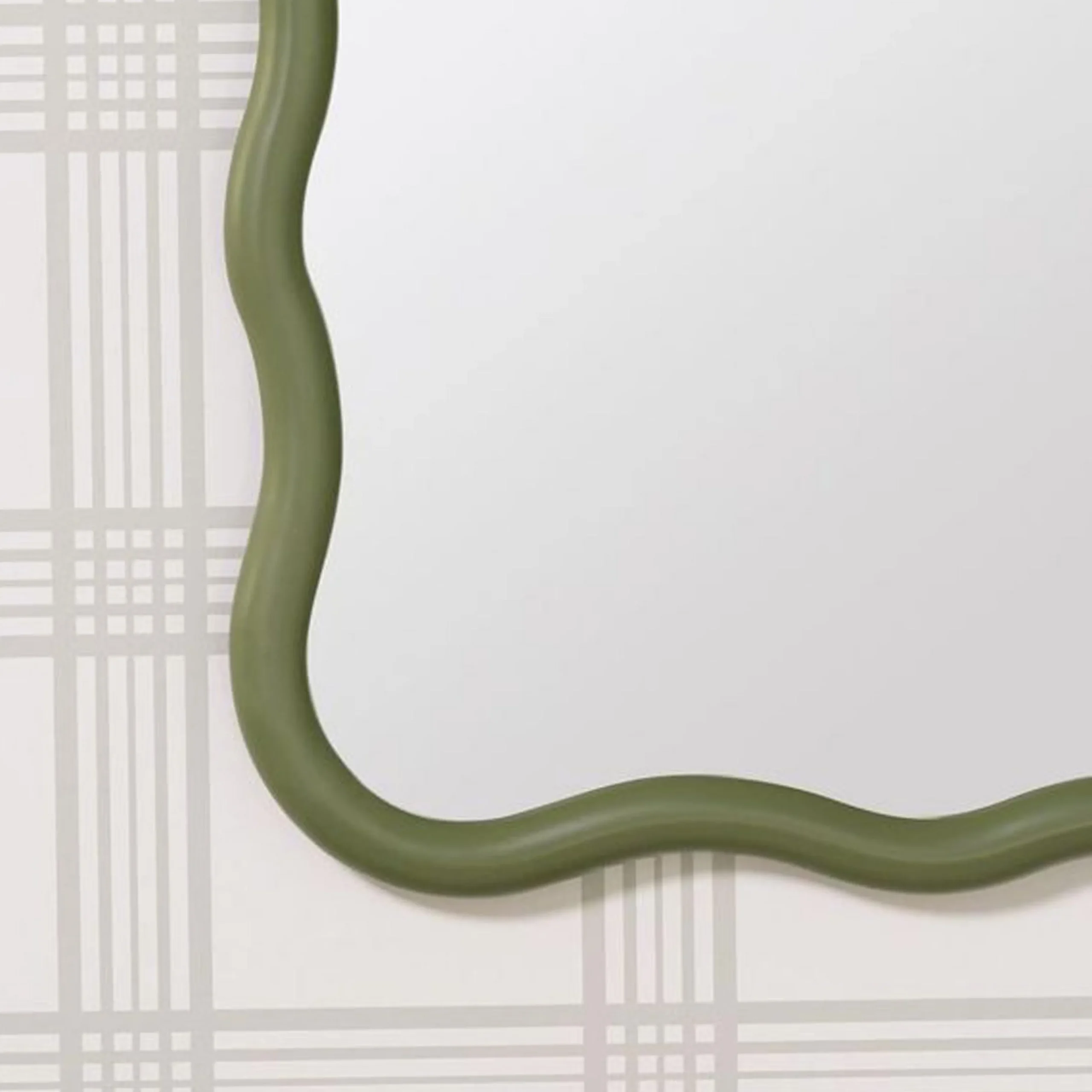 Zawi Mirror