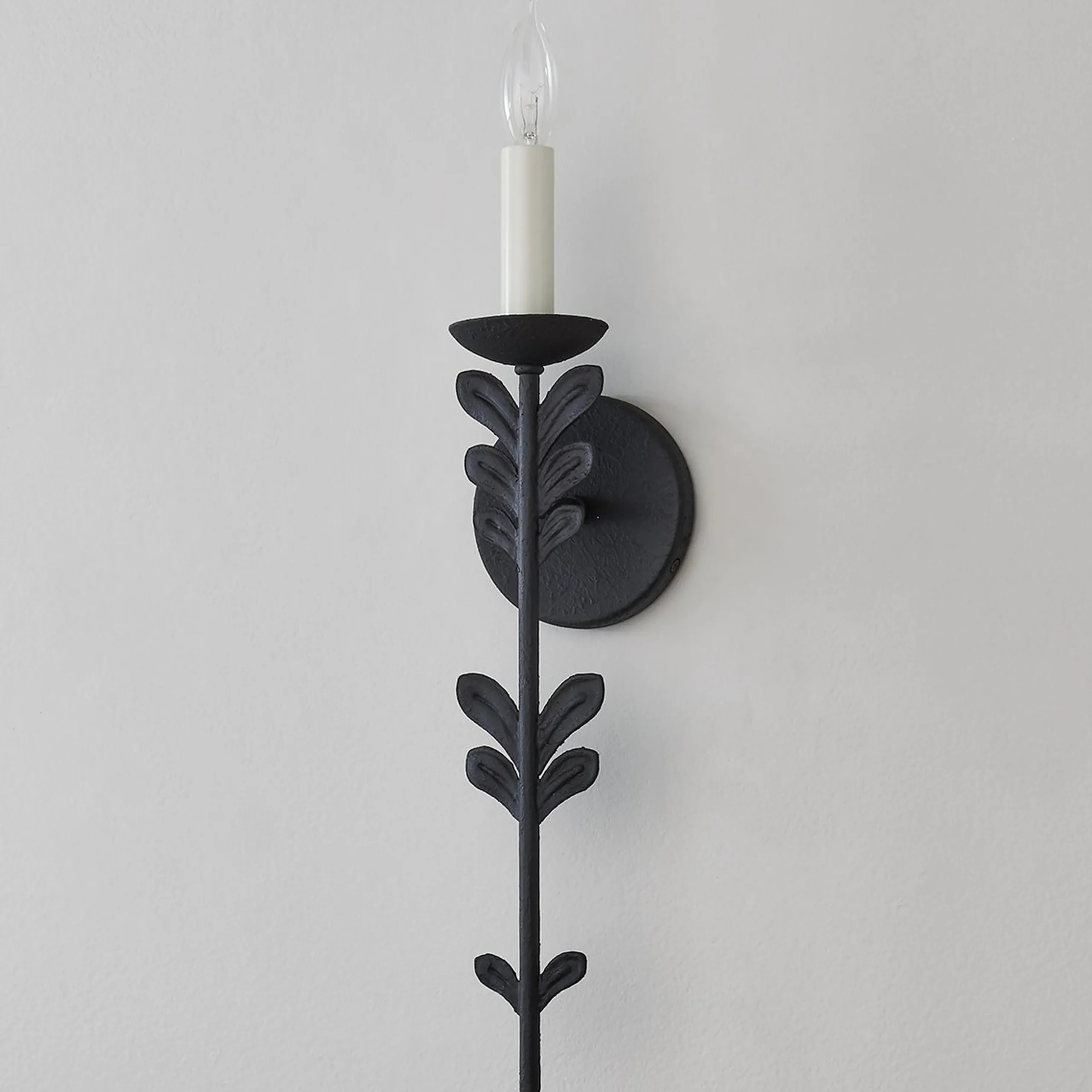 Zenoba Sconce